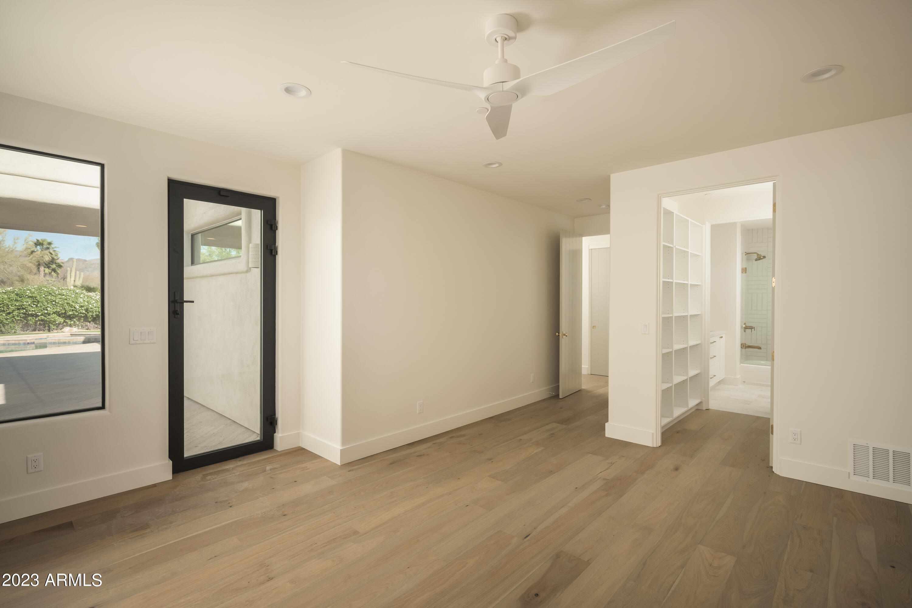 8250 E VIA DEL SOL Drive