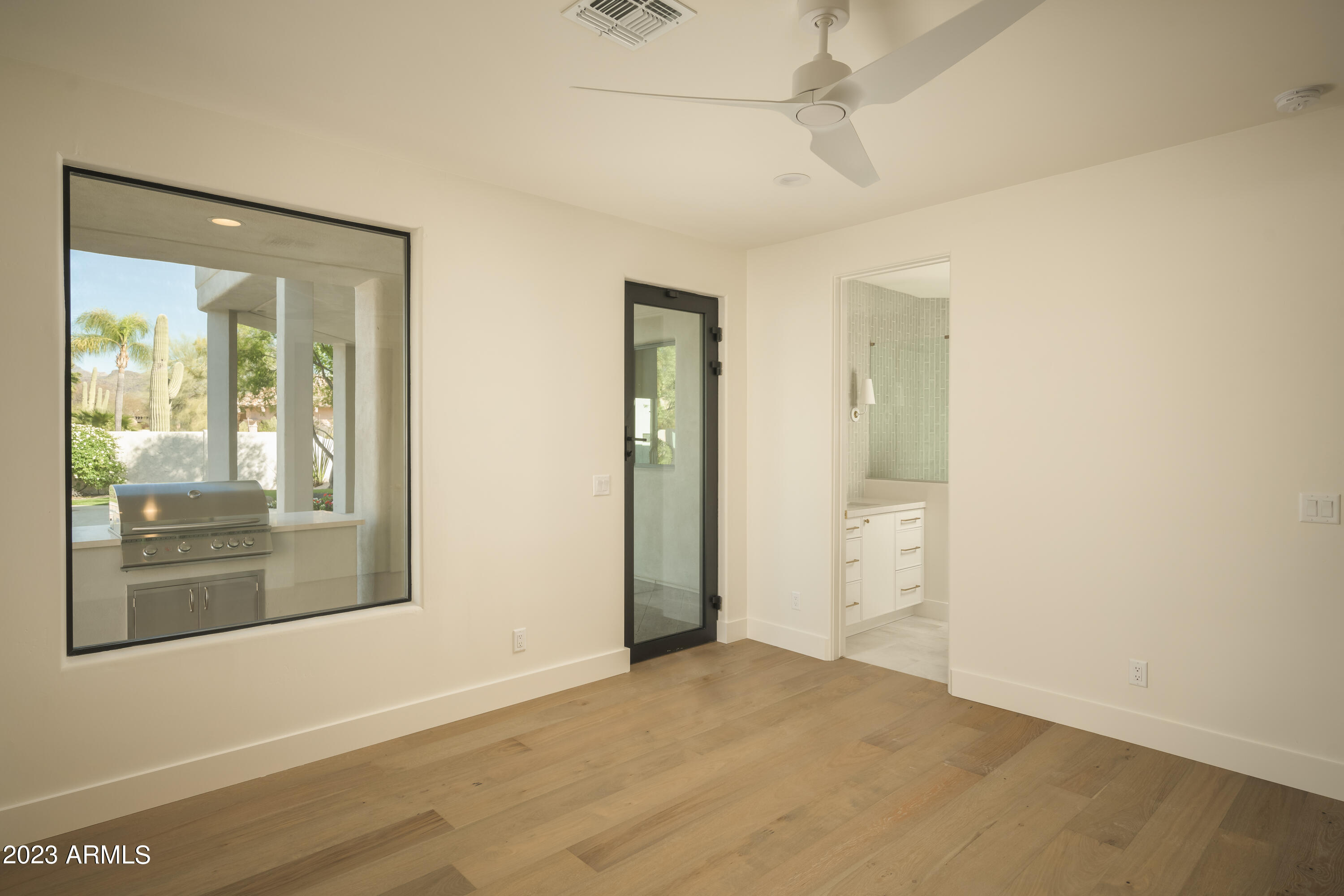 8250 E VIA DEL SOL Drive