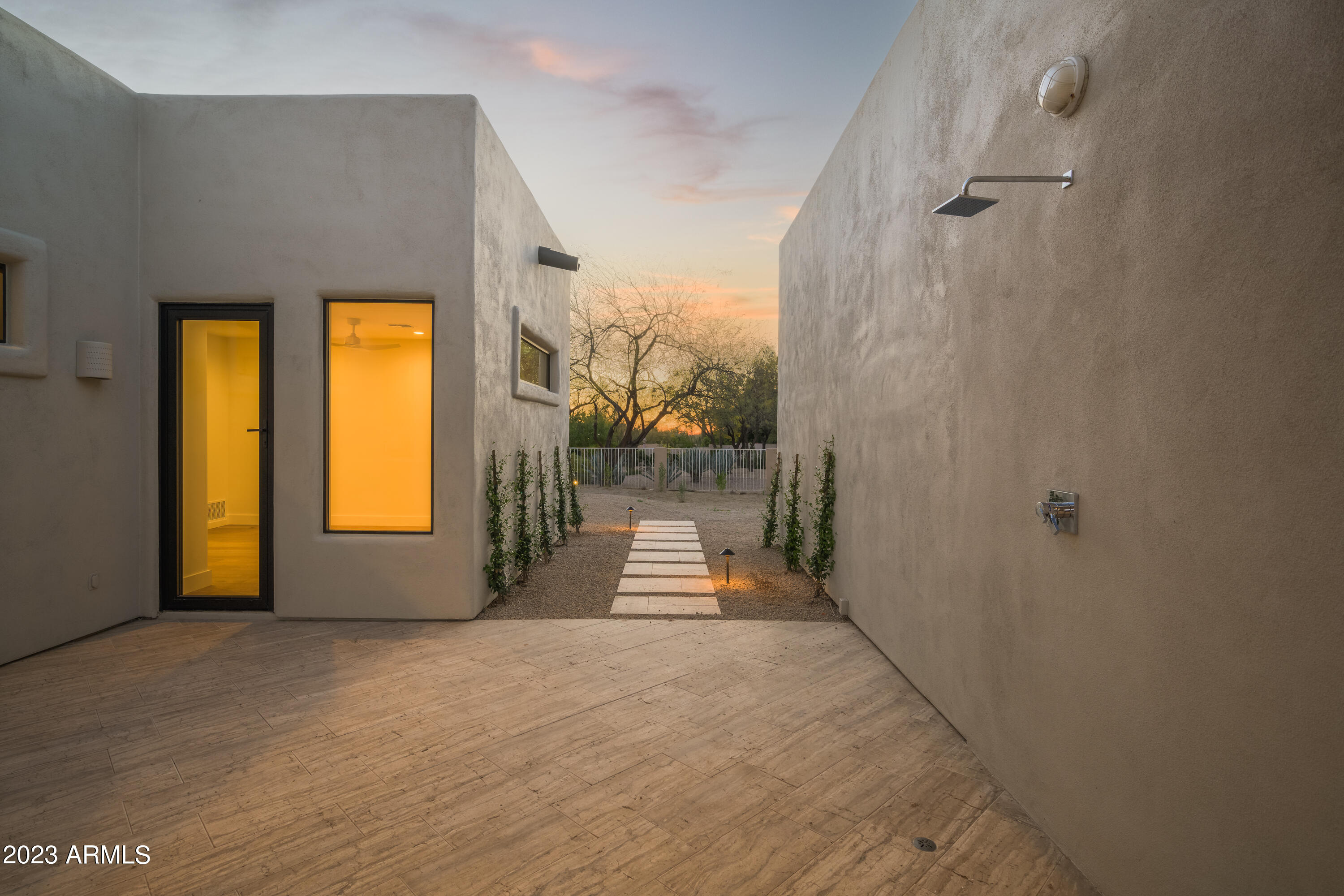 8250 E VIA DEL SOL Drive