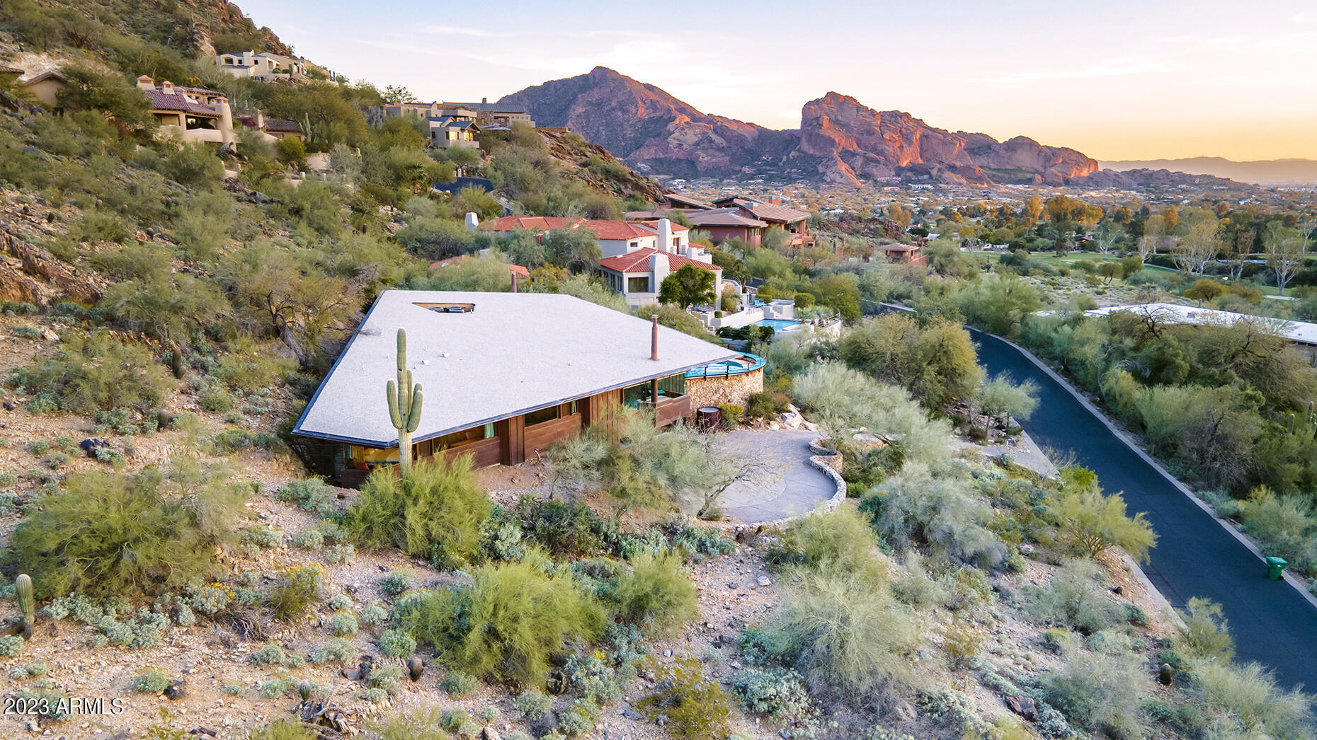 7431 N LAS BRISAS Lane