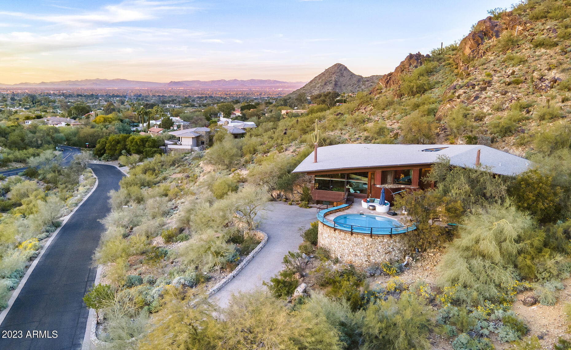 7431 N LAS BRISAS Lane
