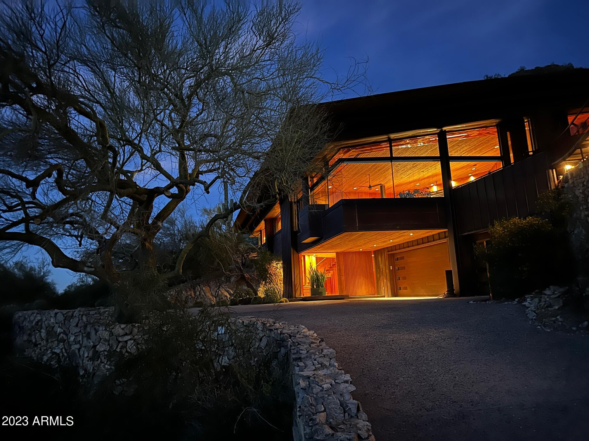 7431 N LAS BRISAS Lane