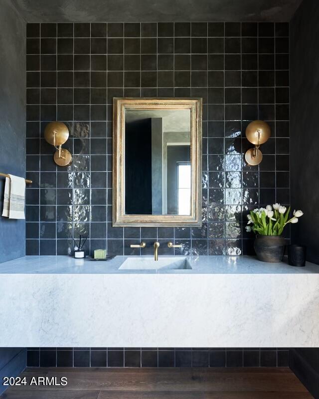 4518 E CAMPBELL Avenue