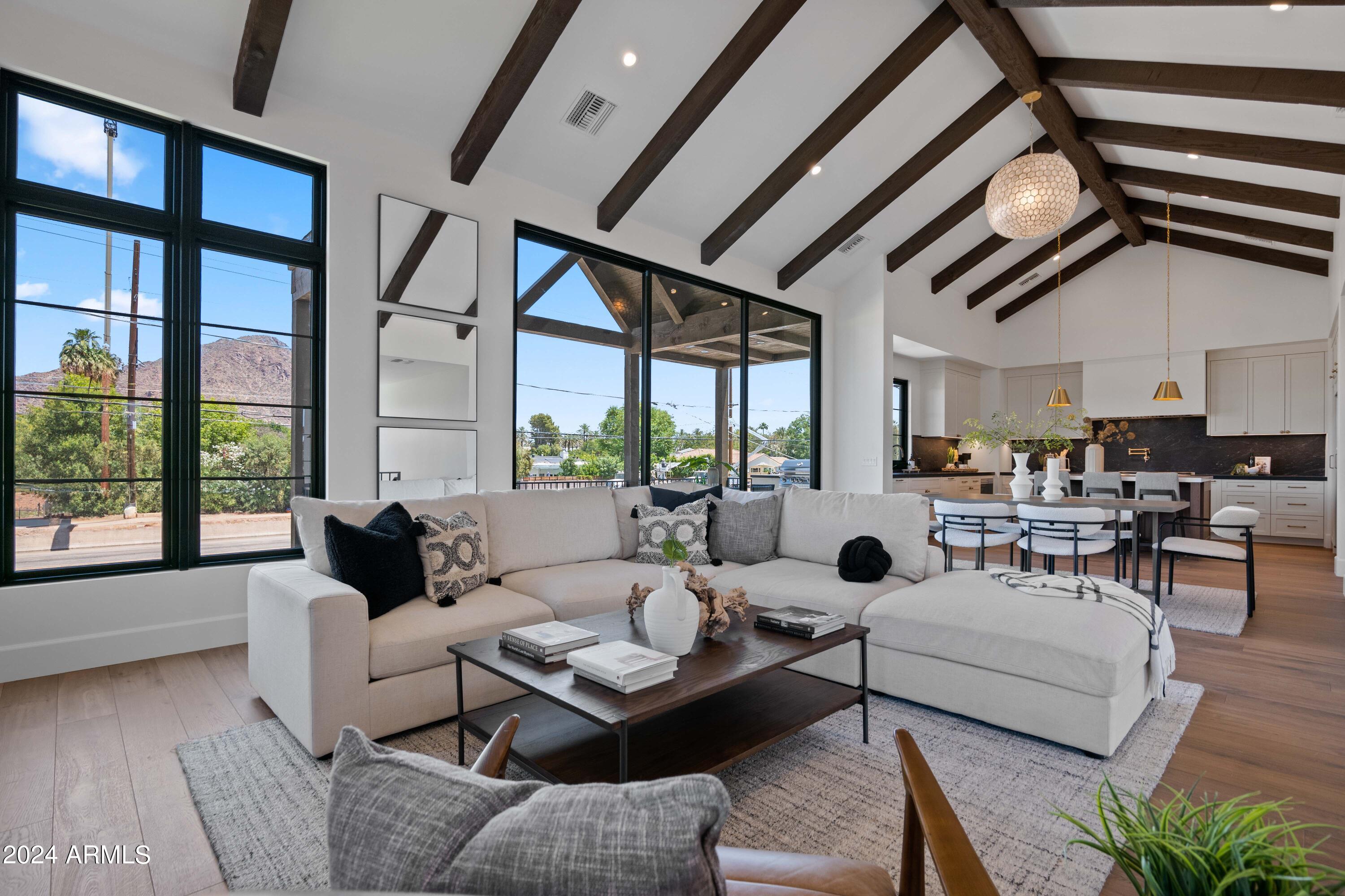 4518 E CAMPBELL Avenue