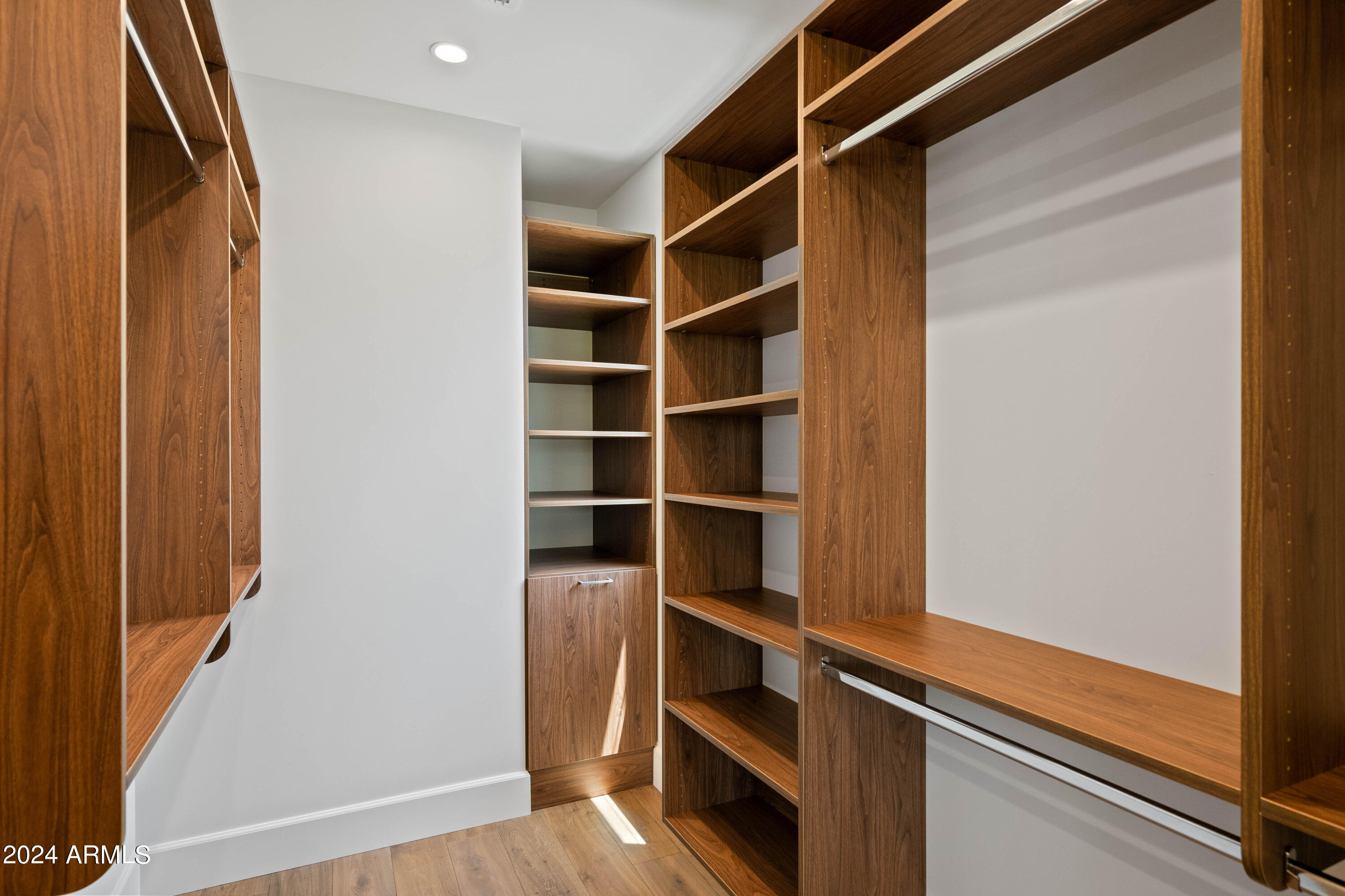 4518 E CAMPBELL Avenue