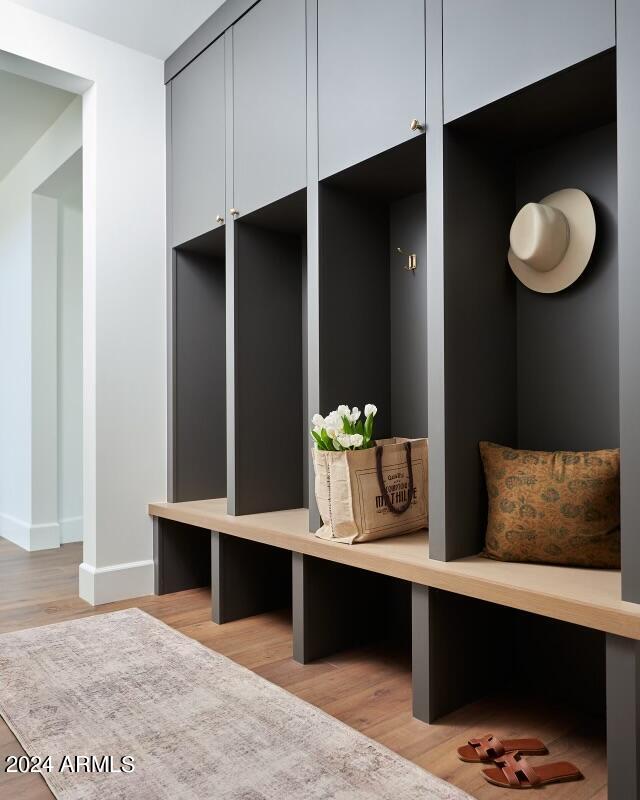 4518 E CAMPBELL Avenue