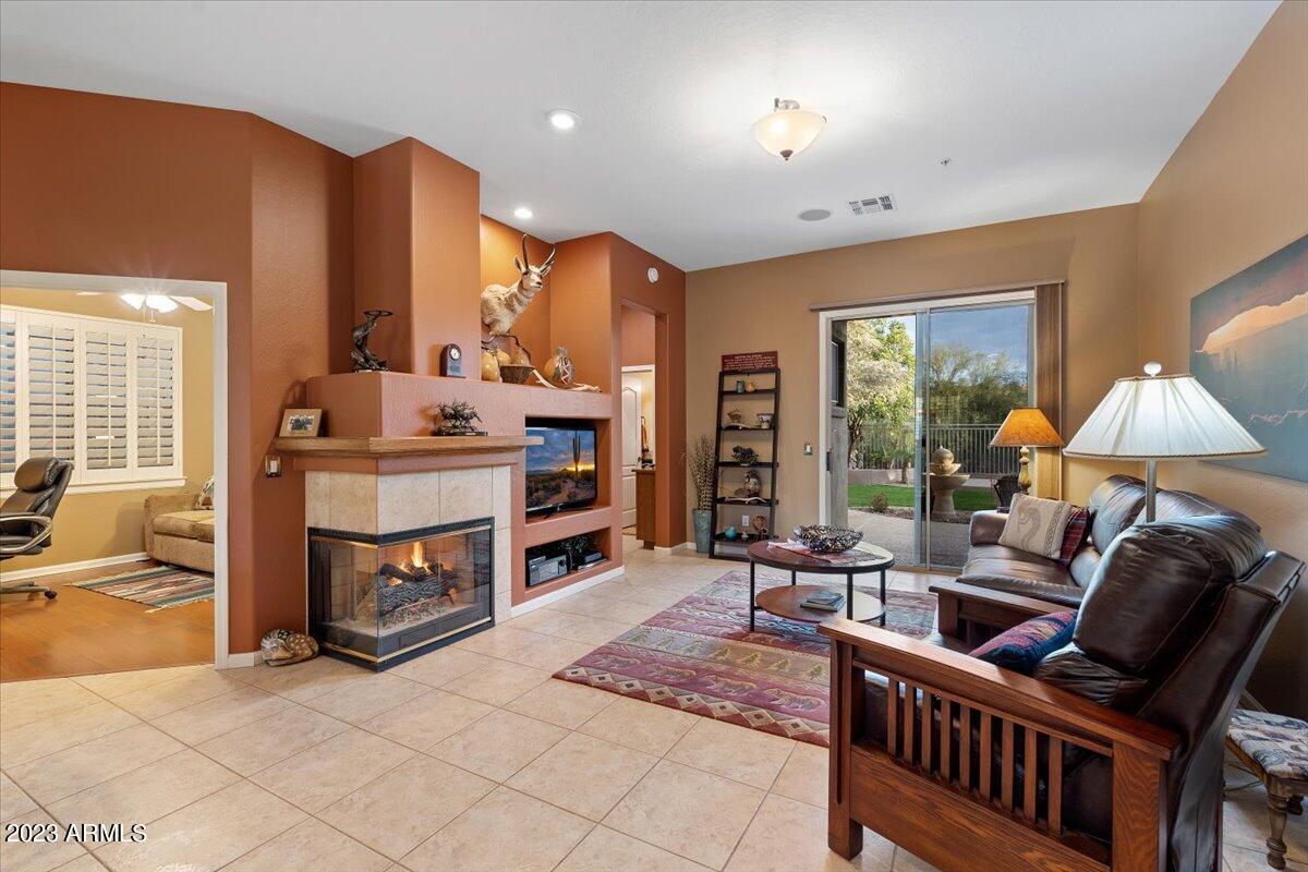 10815 E AUTUMN SAGE Drive