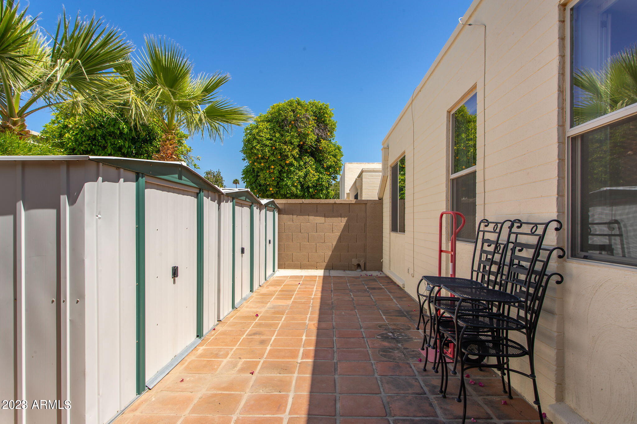 8630 E MONTEROSA Avenue