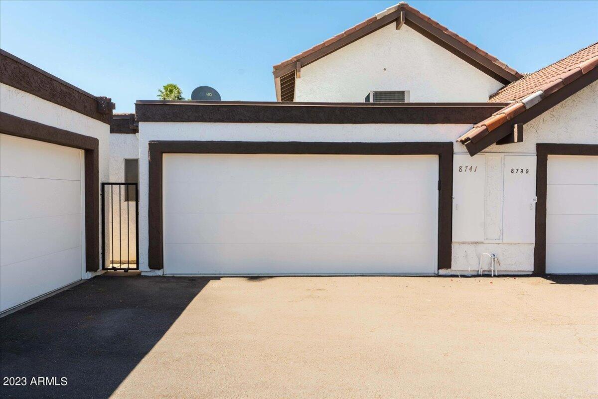 8741 E Via De La Luna --