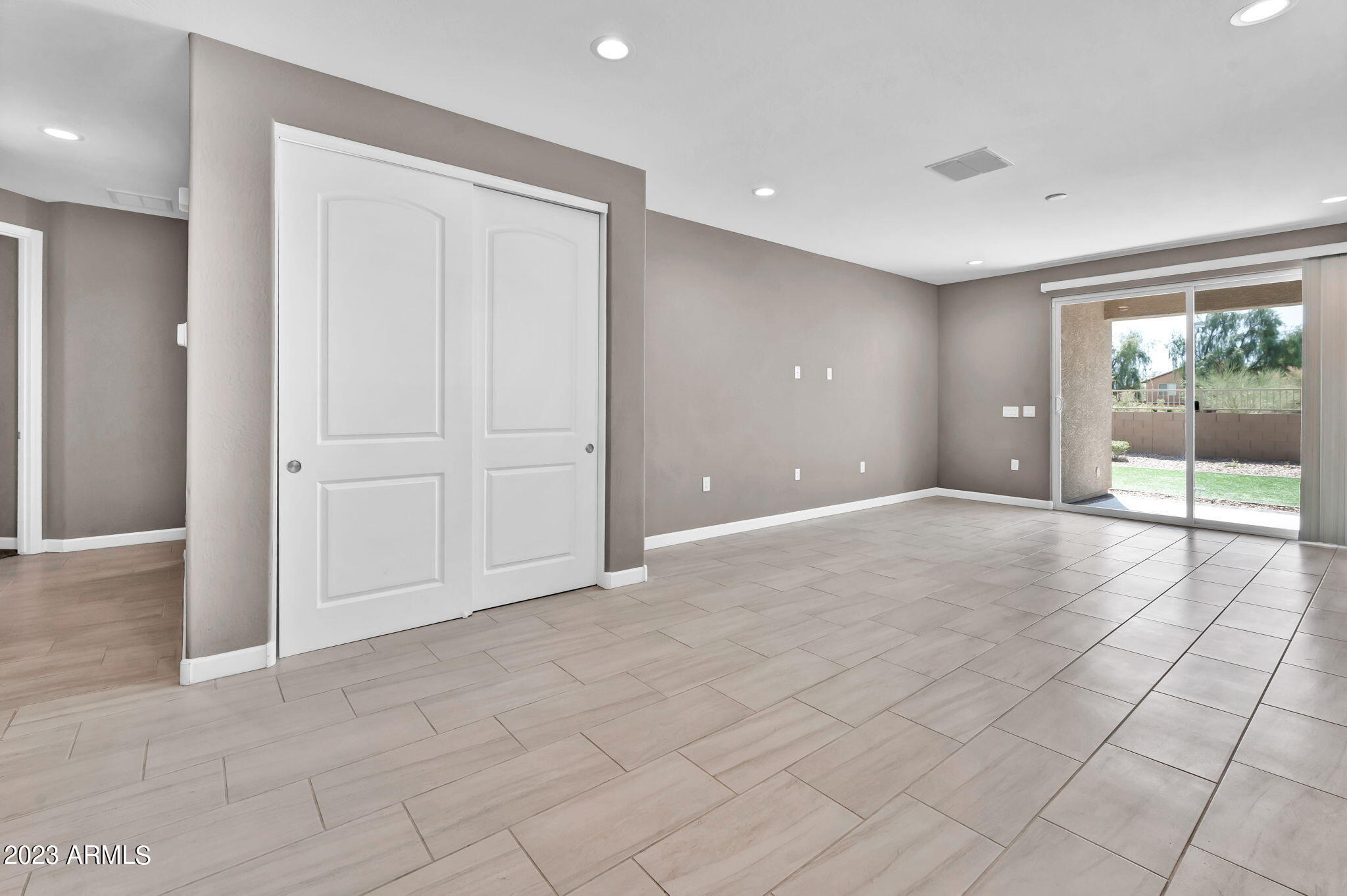 1939 W PLUM Road