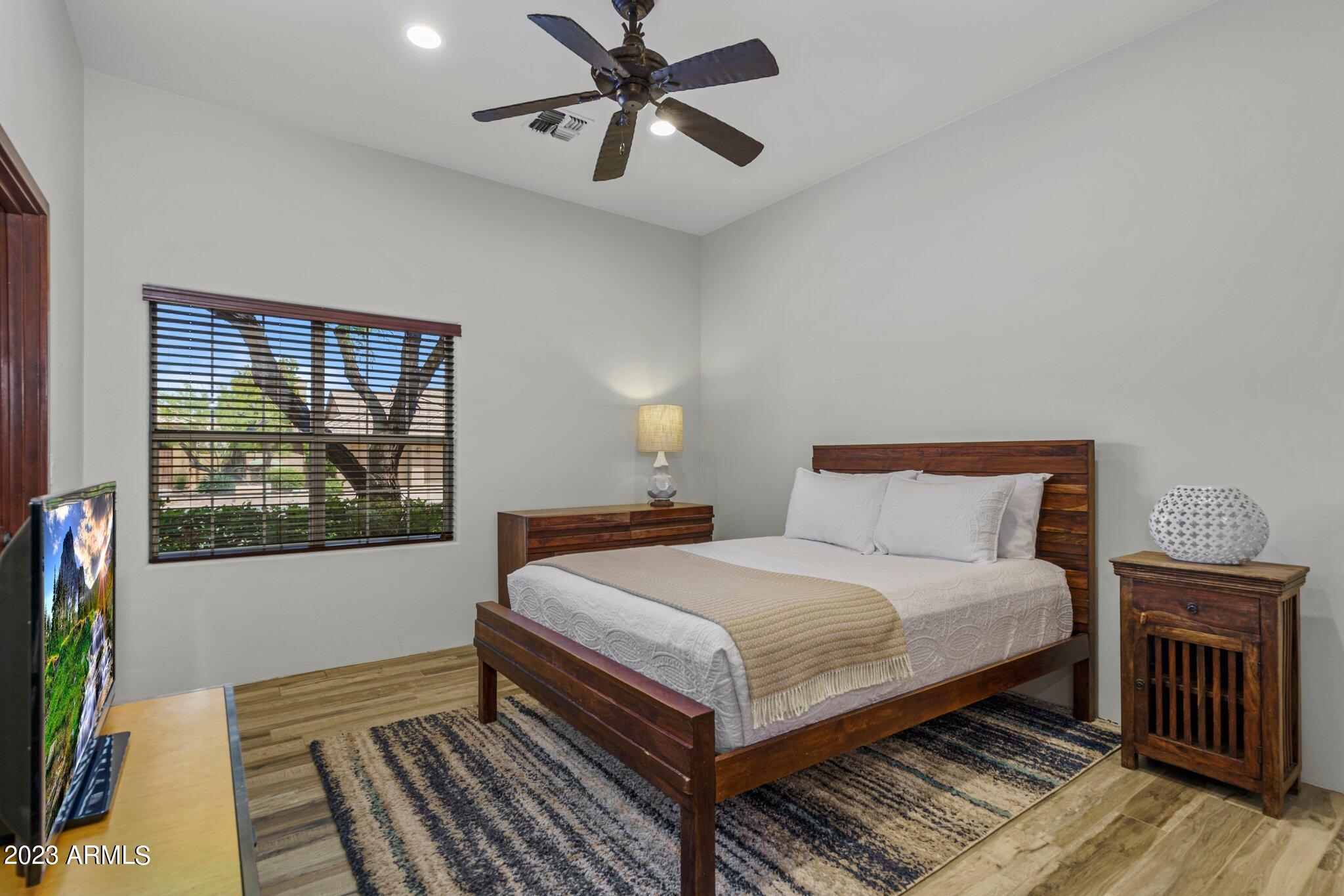 4539 E BERYL Lane