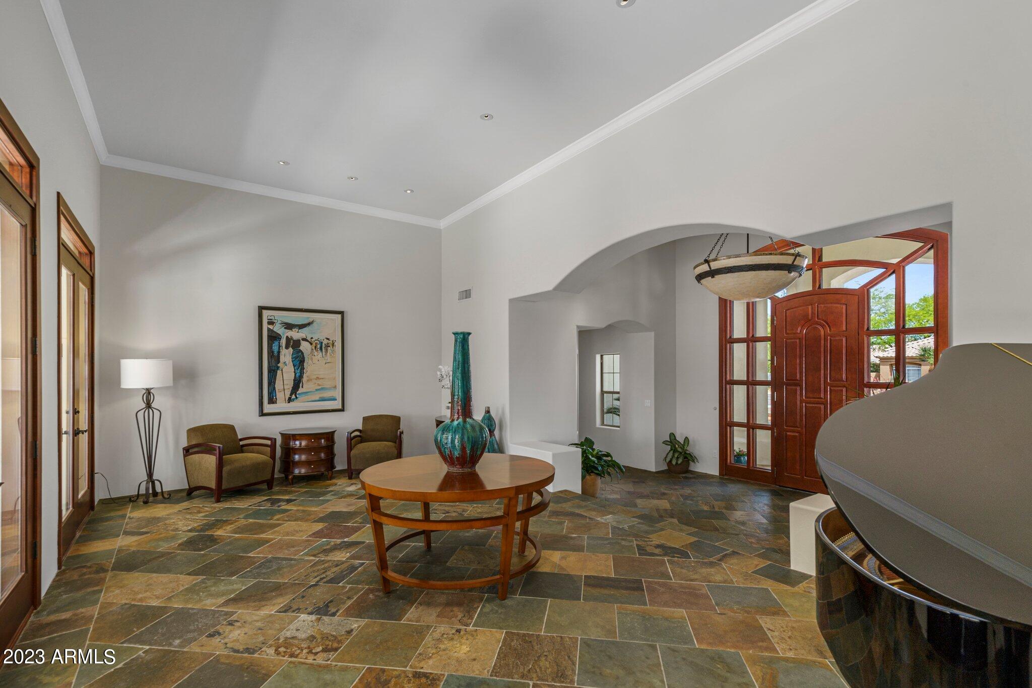 4539 E BERYL Lane
