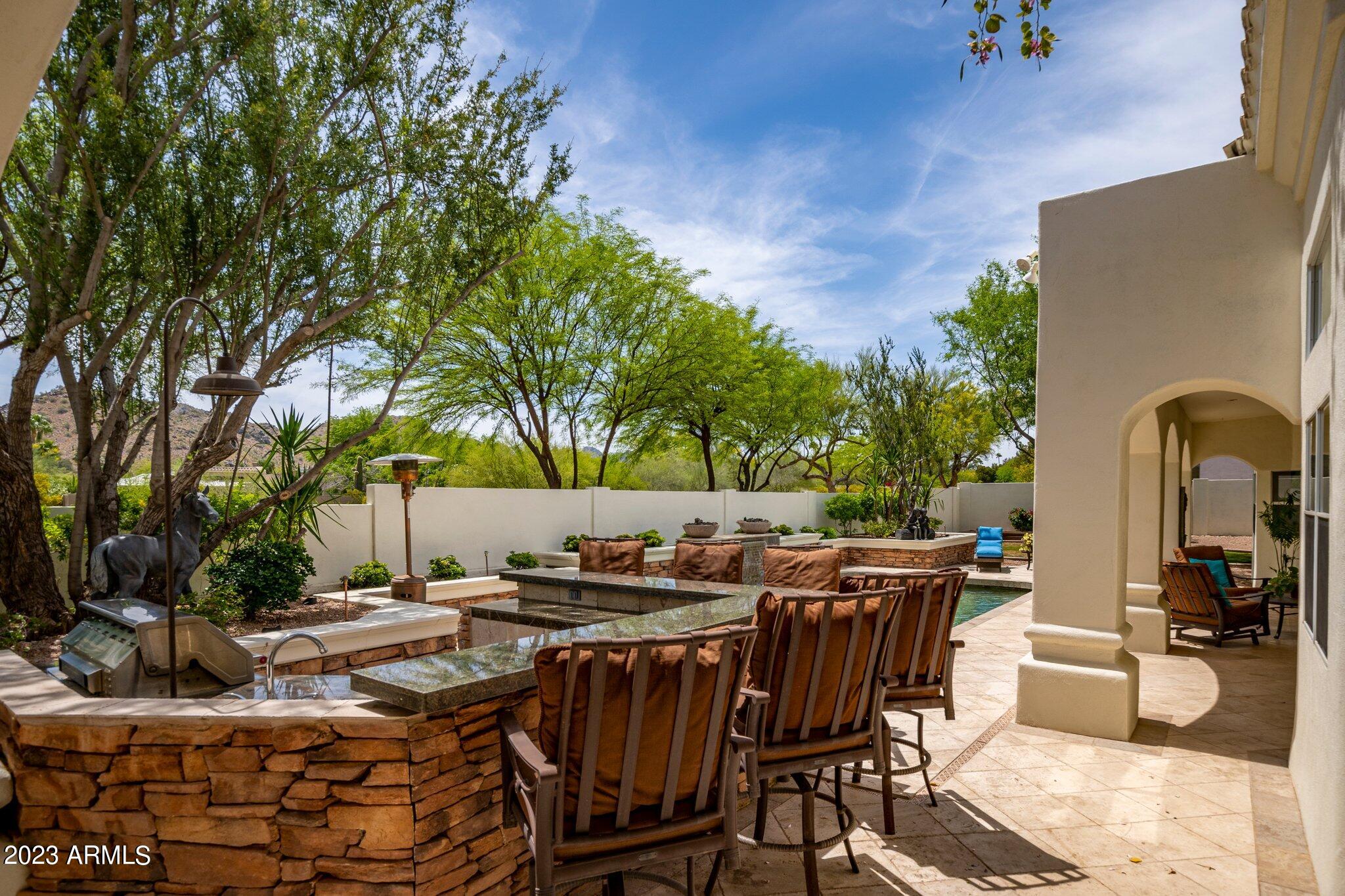 4539 E BERYL Lane