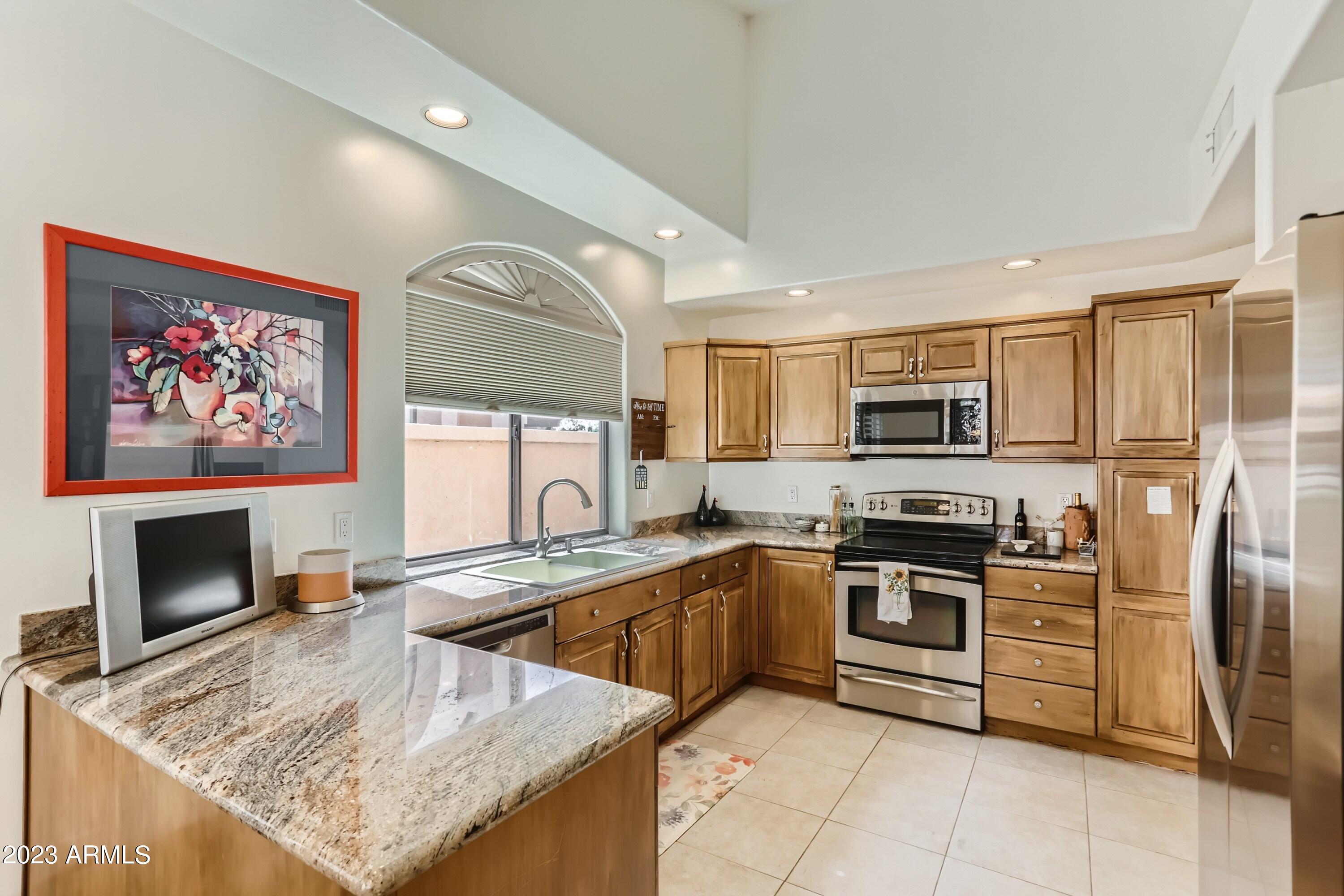 10058 E CINNABAR Avenue