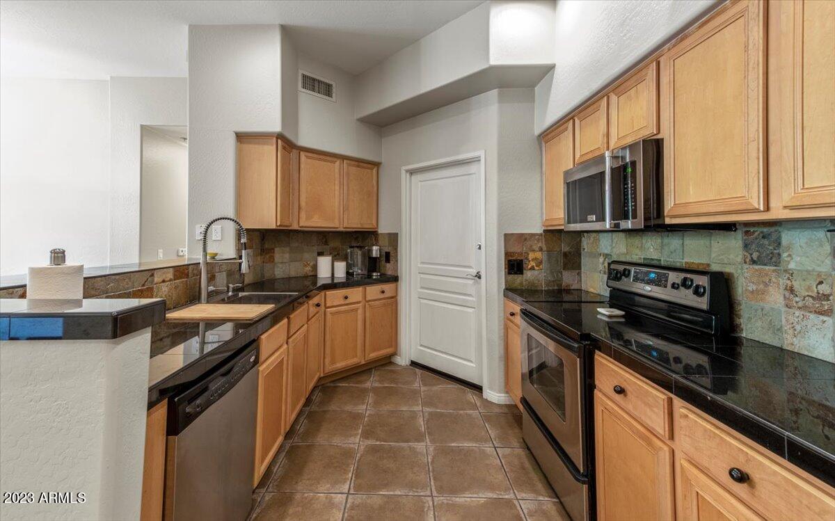 2989 N 44TH Street # 1025