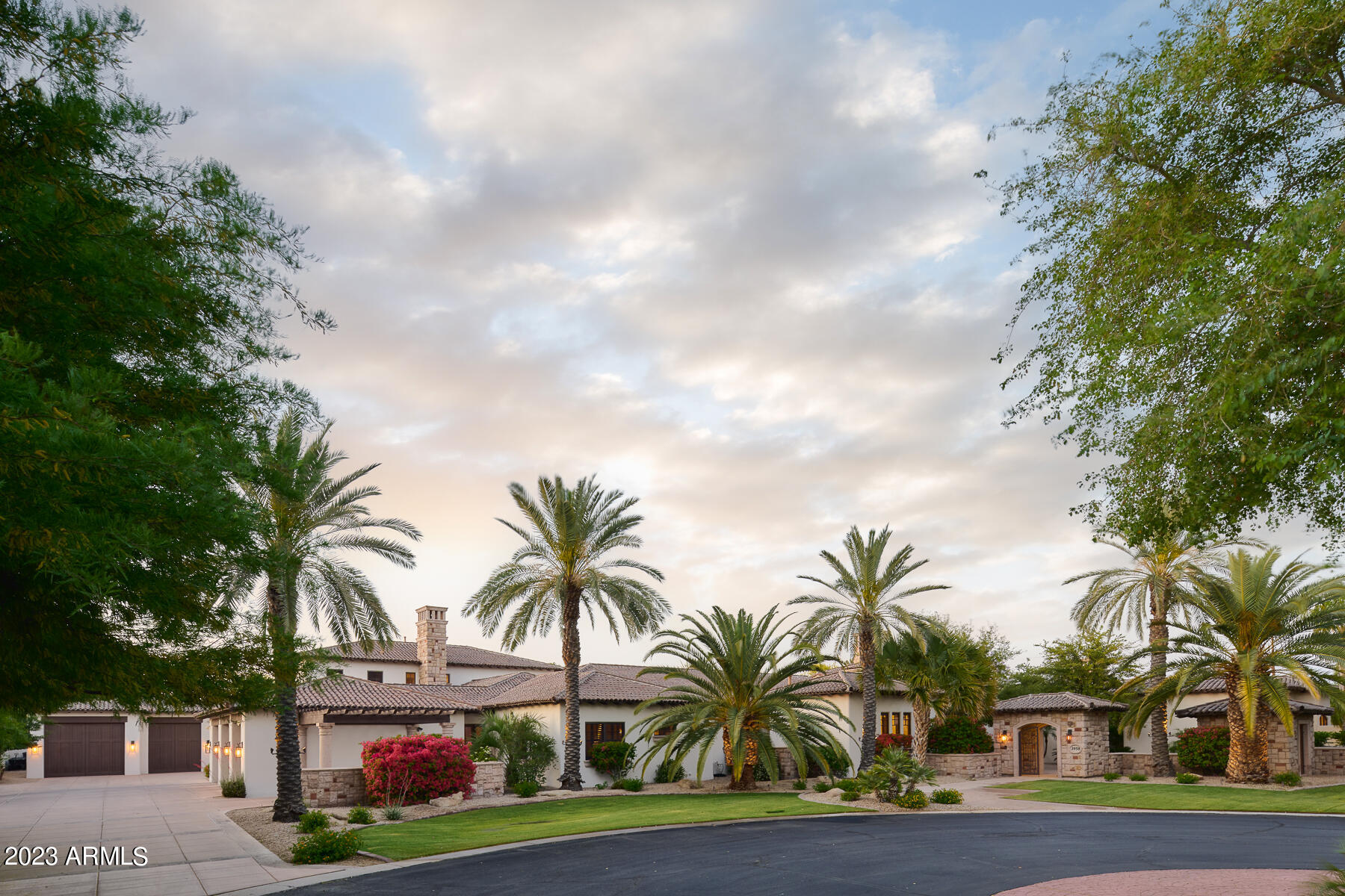 3958 E NORTHRIDGE Circle