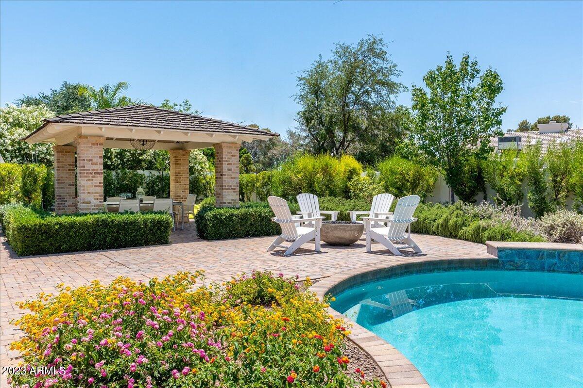 4853 E CALLE DEL MEDIO --