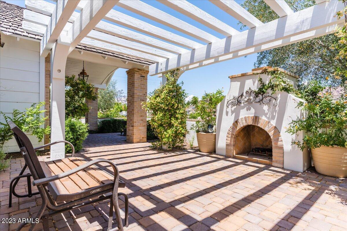 4853 E CALLE DEL MEDIO --