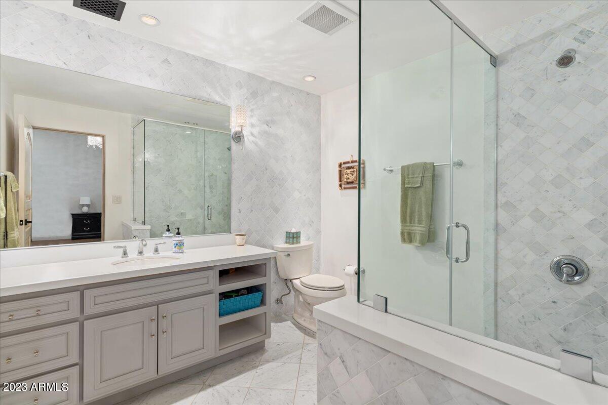 4853 E CALLE DEL MEDIO --