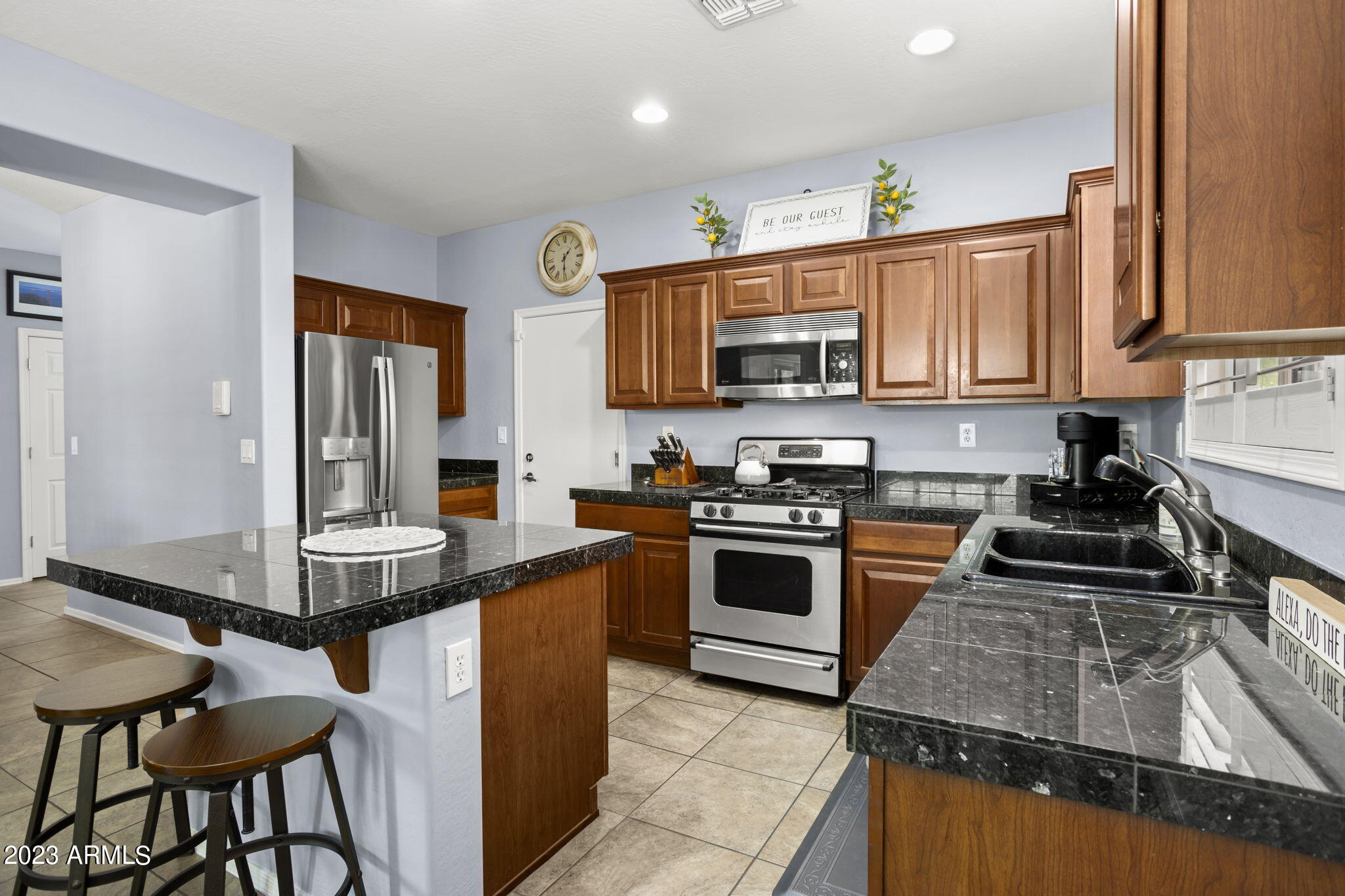 3739 W MEMORIAL Drive