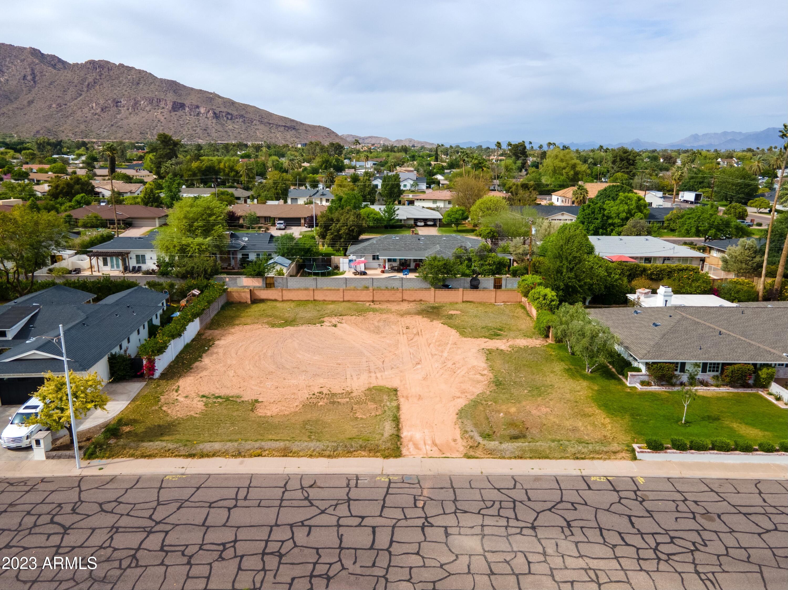 6312 E CALLE DEL PAISANO -- # 400