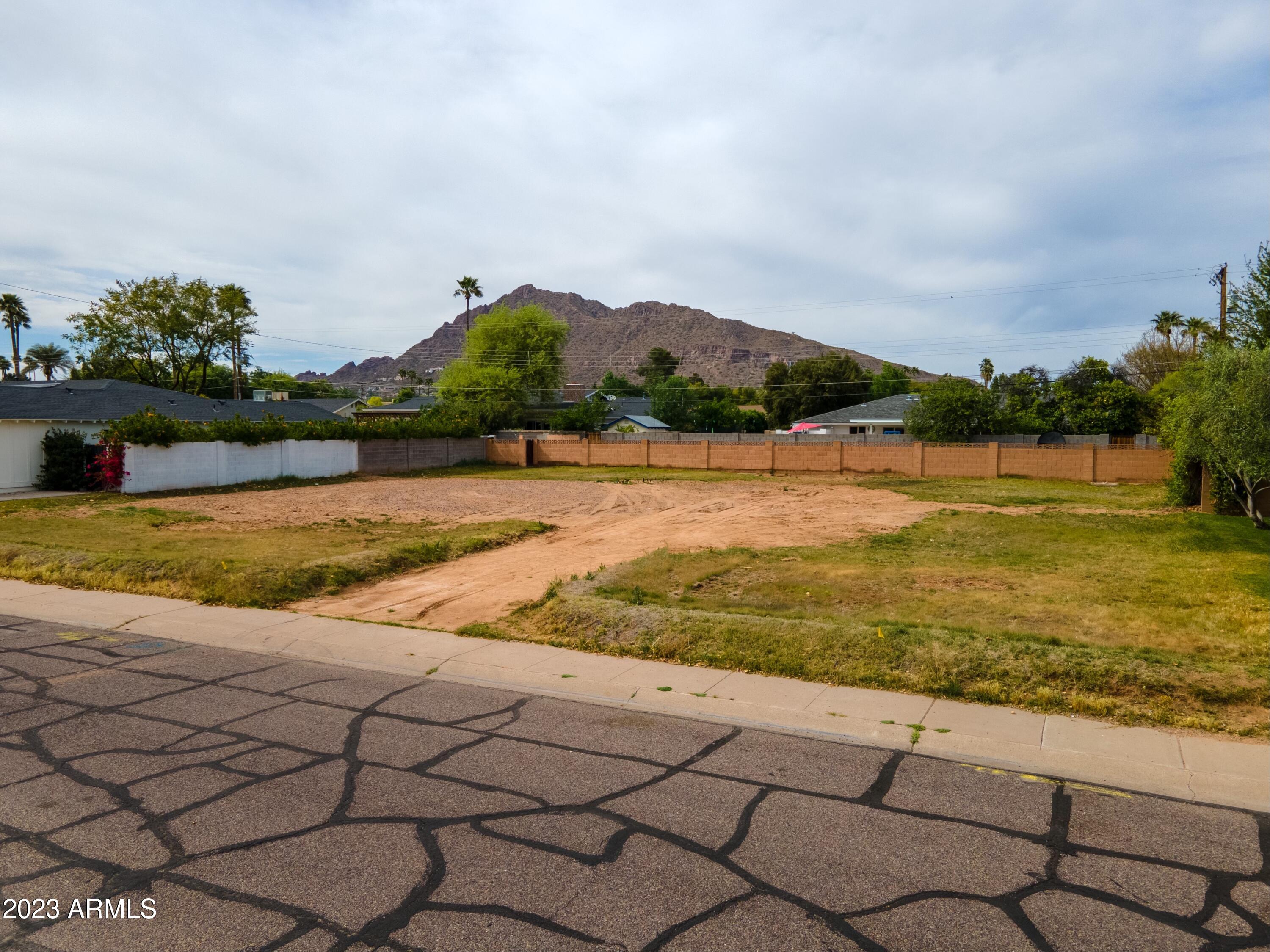 6312 E CALLE DEL PAISANO -- # 400