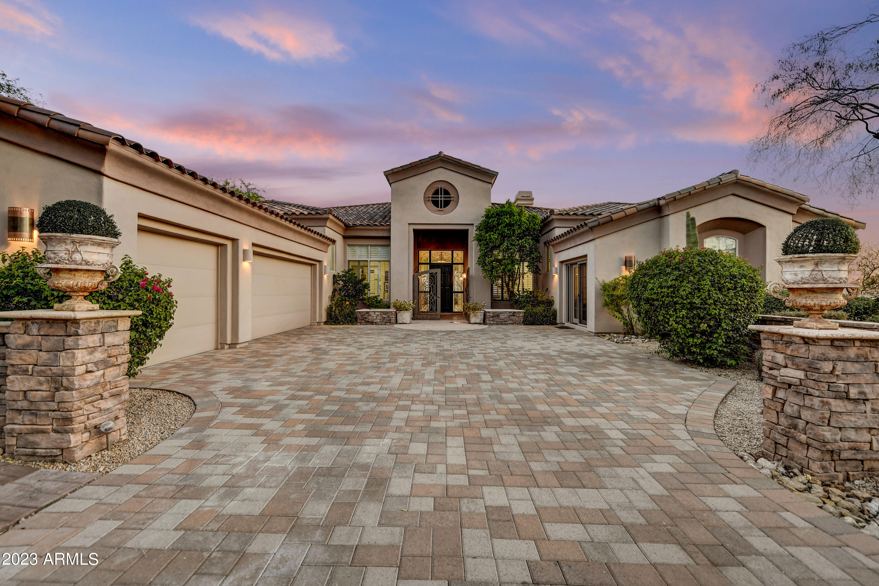 10915 E KAREN Drive