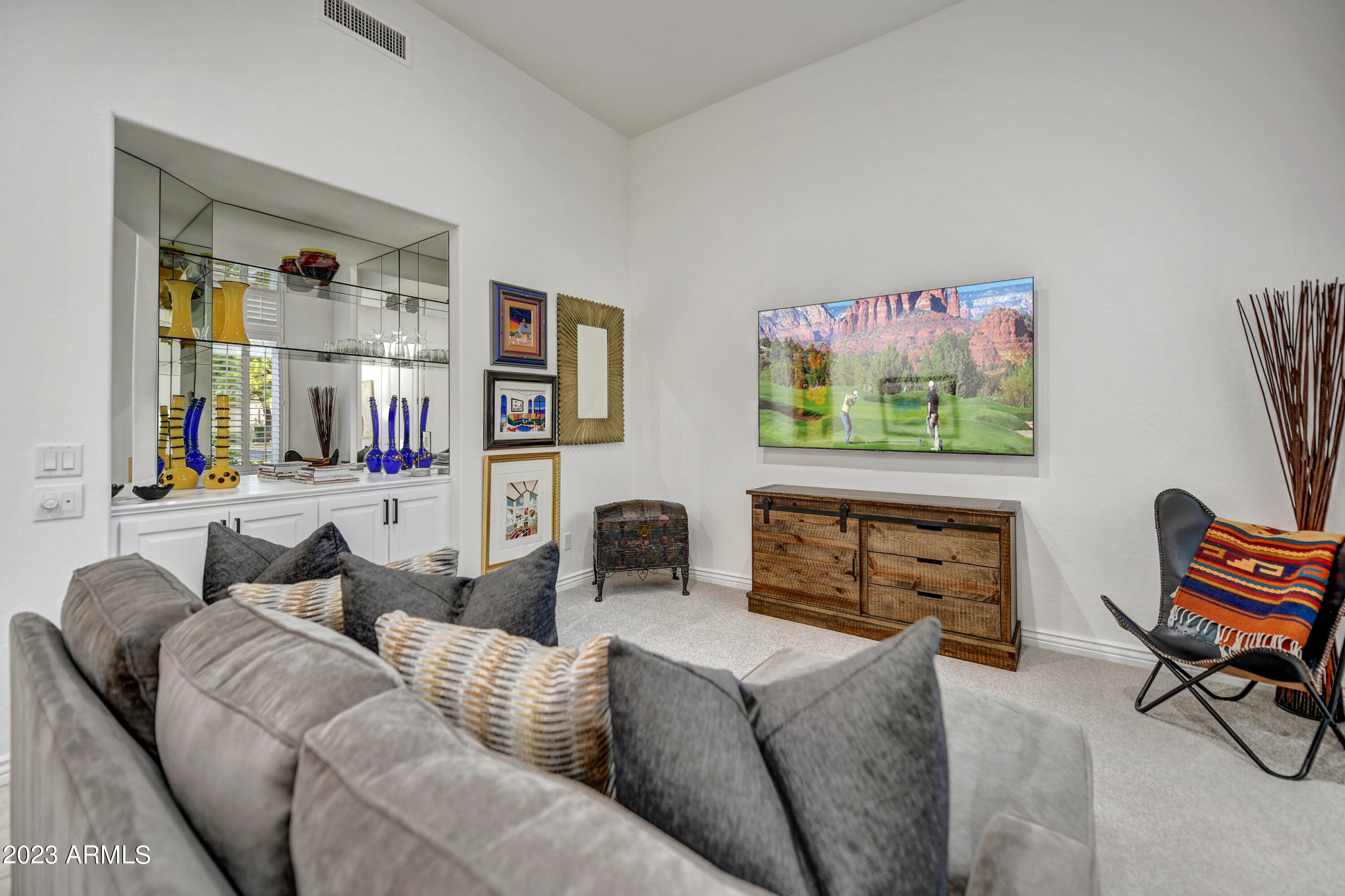10915 E KAREN Drive