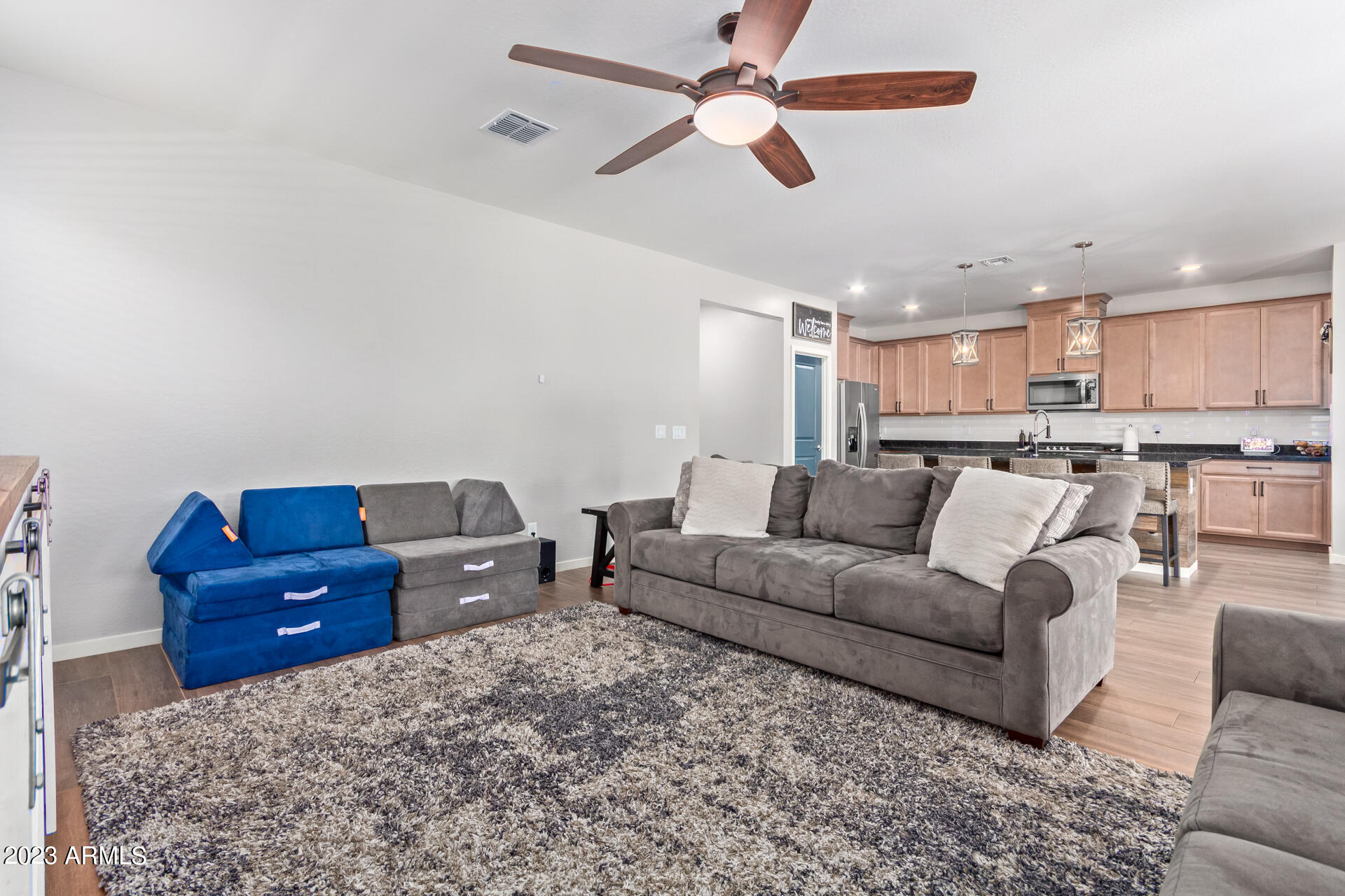 4047 W DAYFLOWER Drive