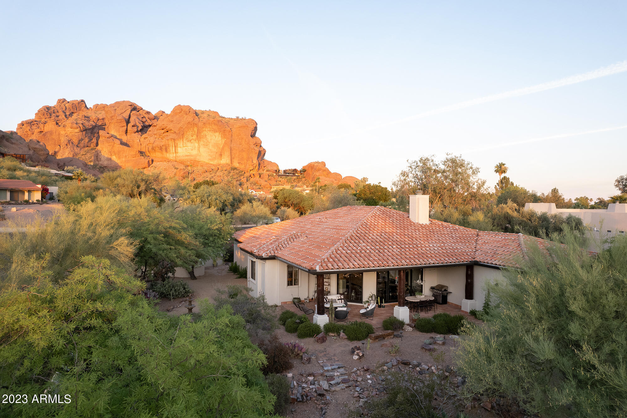 5518 N CAMELBACK CANYON Place
