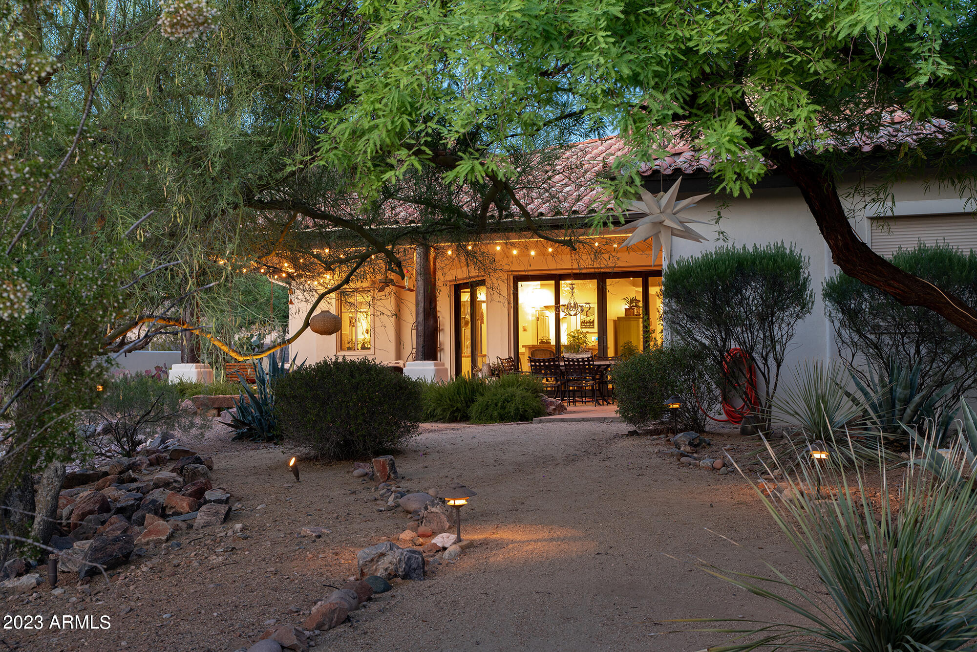 5518 N CAMELBACK CANYON Place