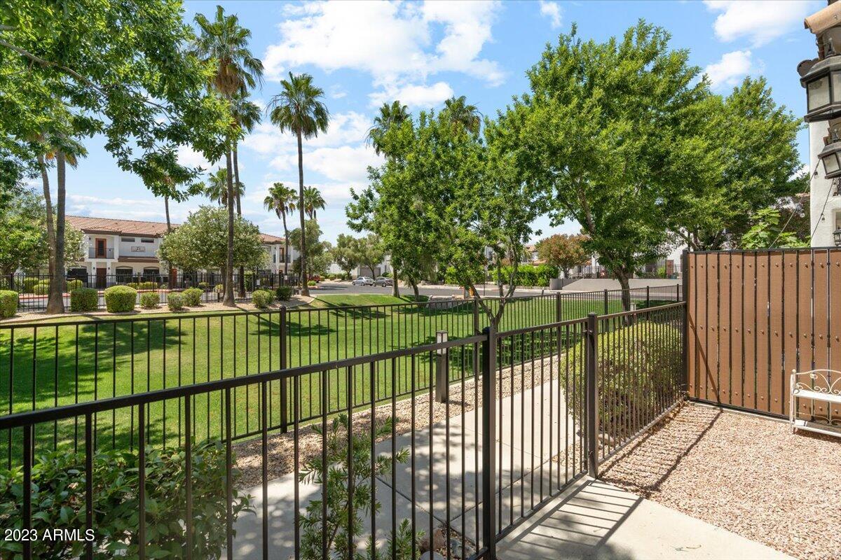 3150 E BEARDSLEY Road # 1004