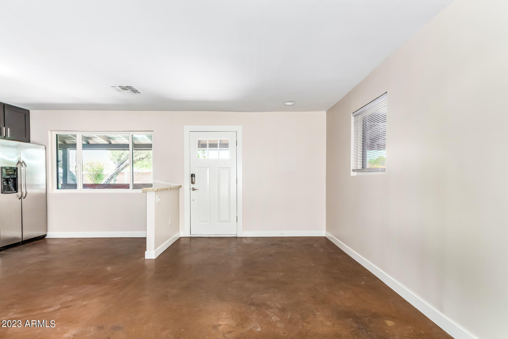 2420 N 73RD Place