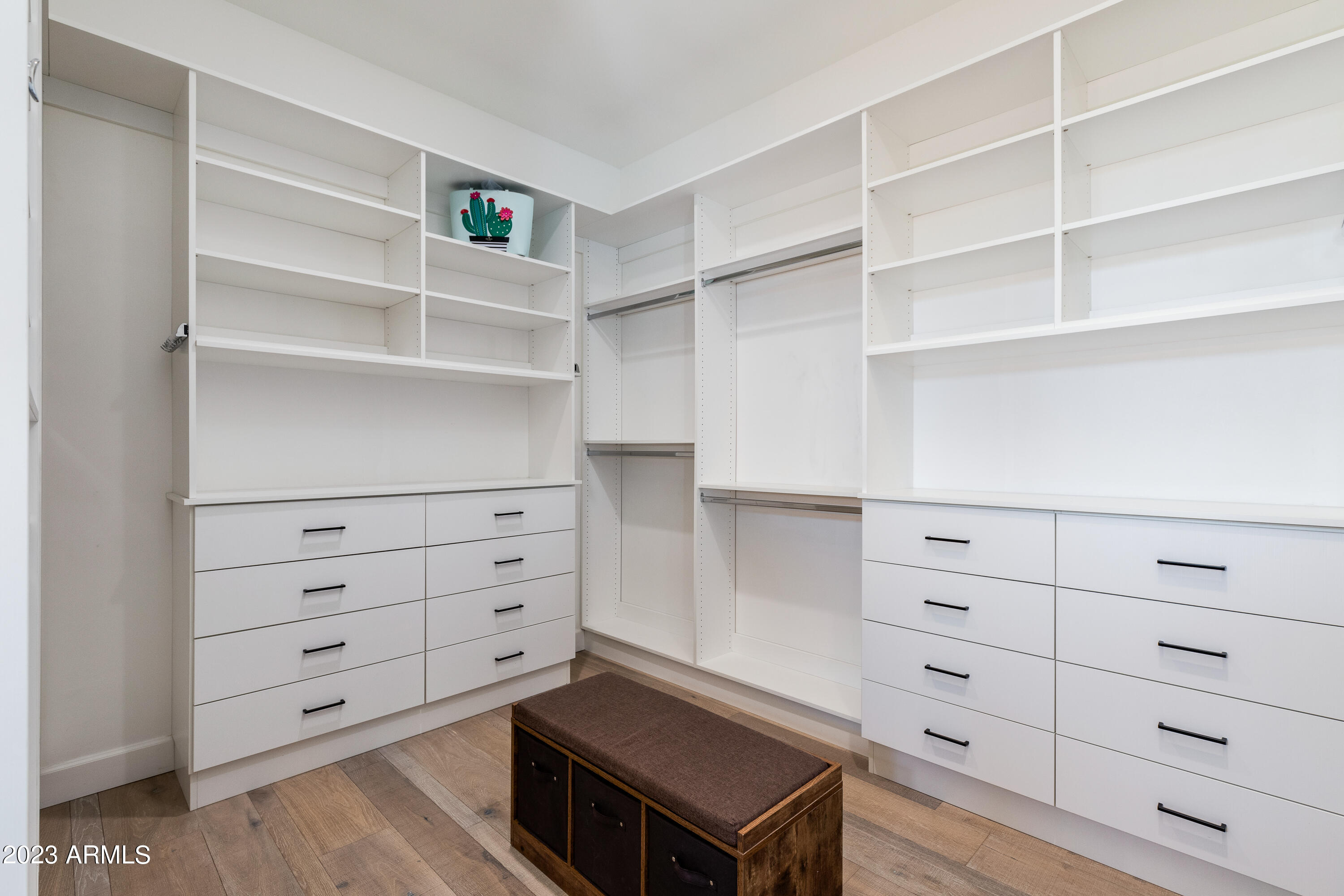 6647 E CALLE REDONDO --