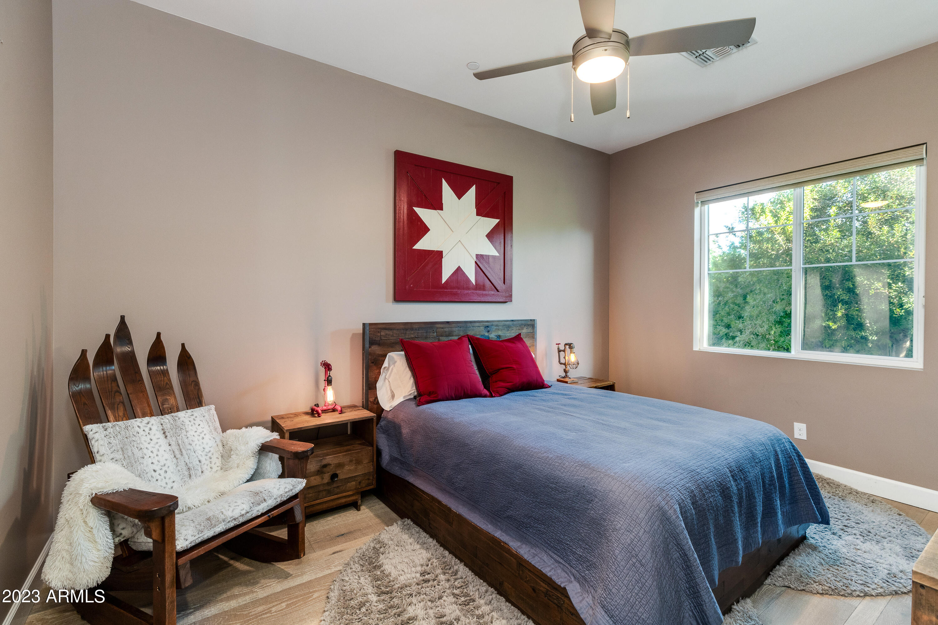 6647 E CALLE REDONDO --