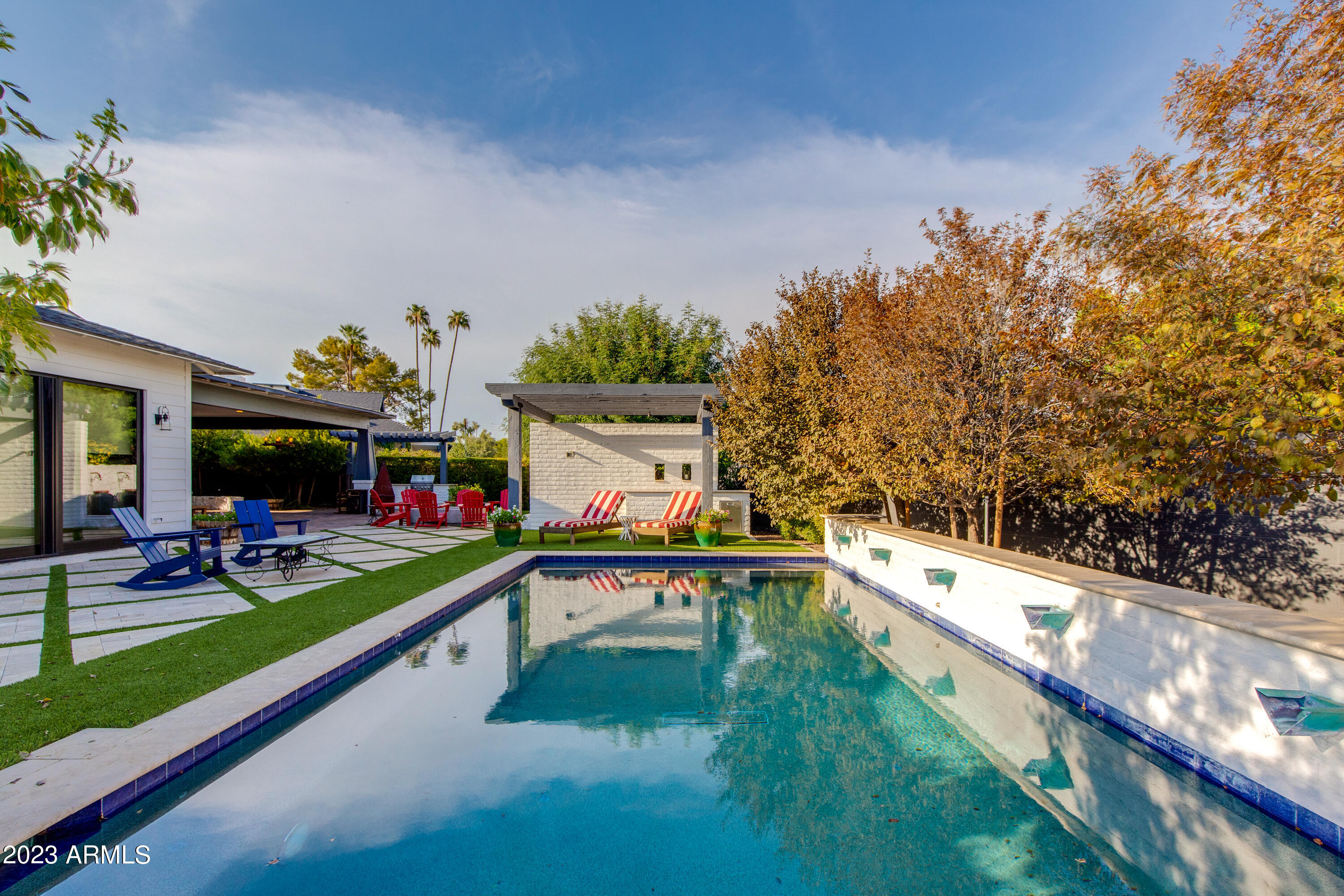 6647 E CALLE REDONDO --