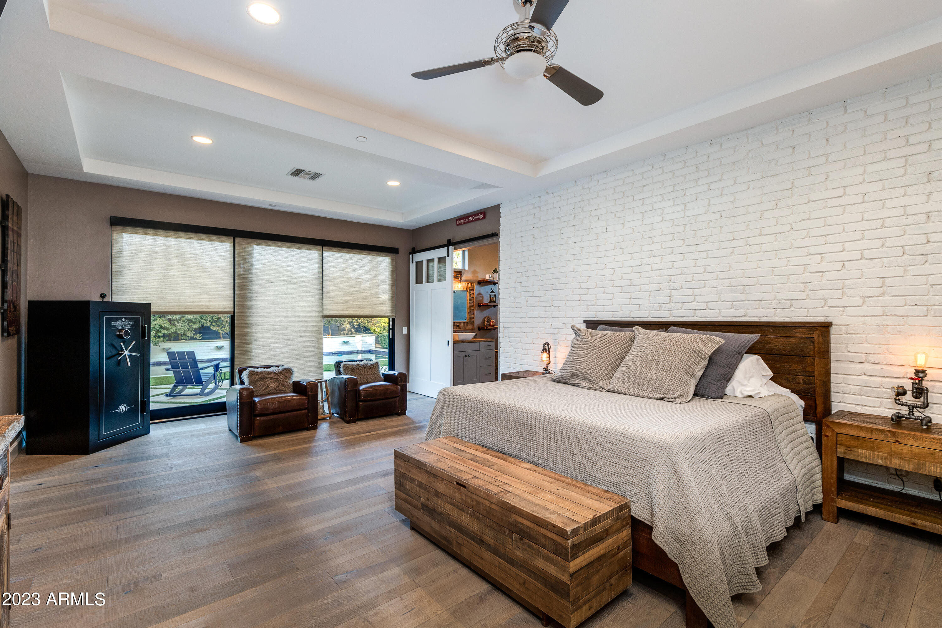 6647 E CALLE REDONDO --