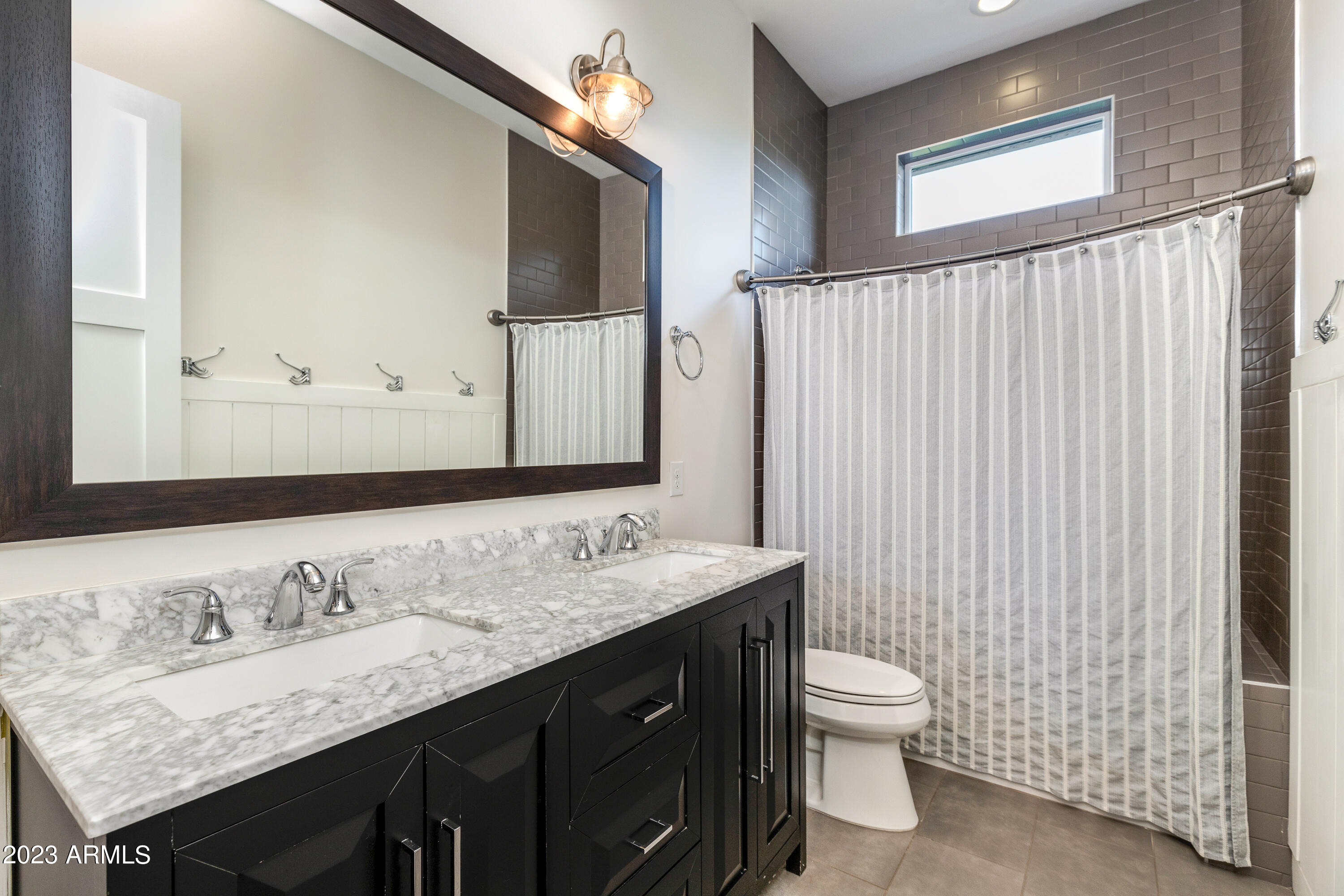 6647 E CALLE REDONDO --