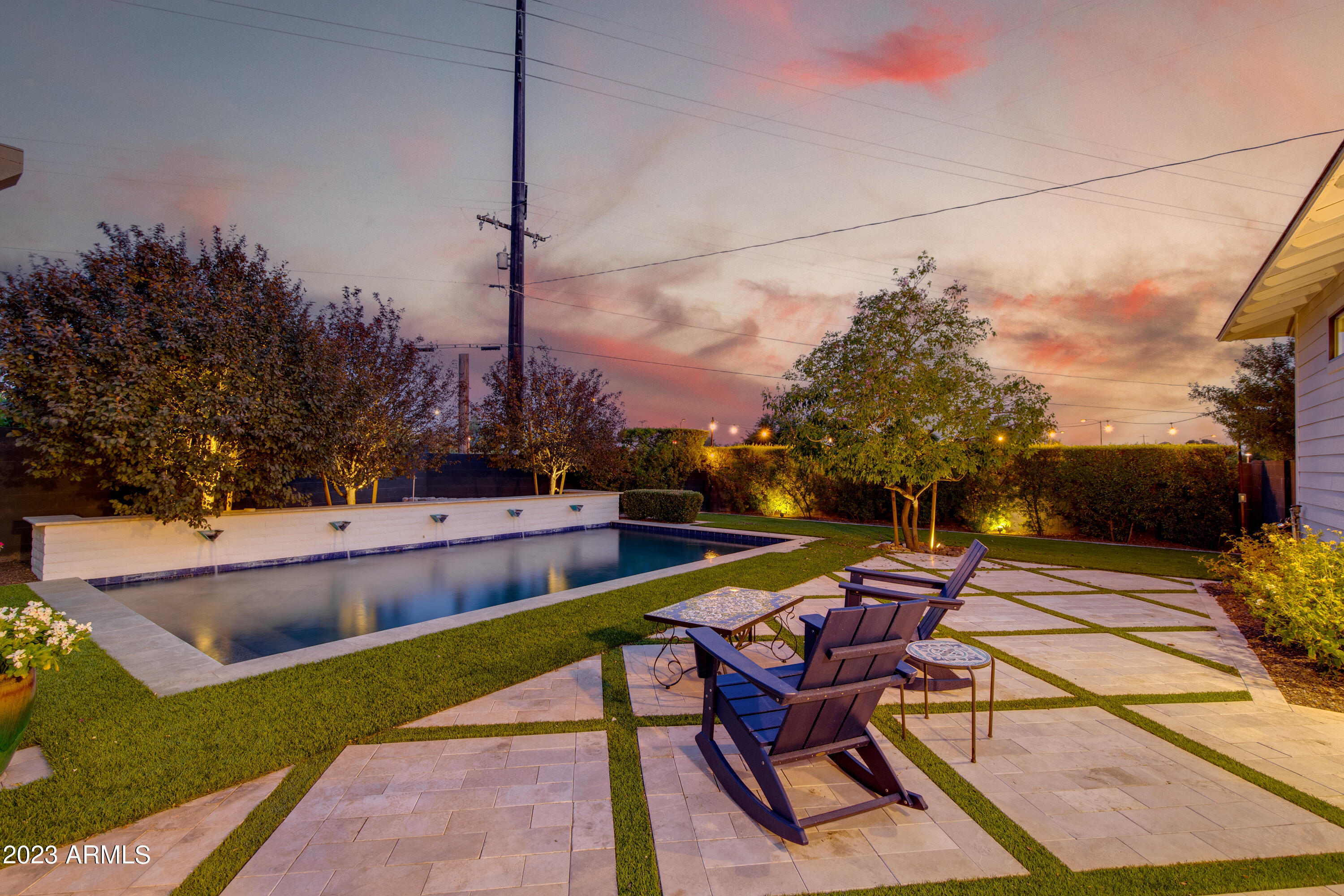 6647 E CALLE REDONDO --