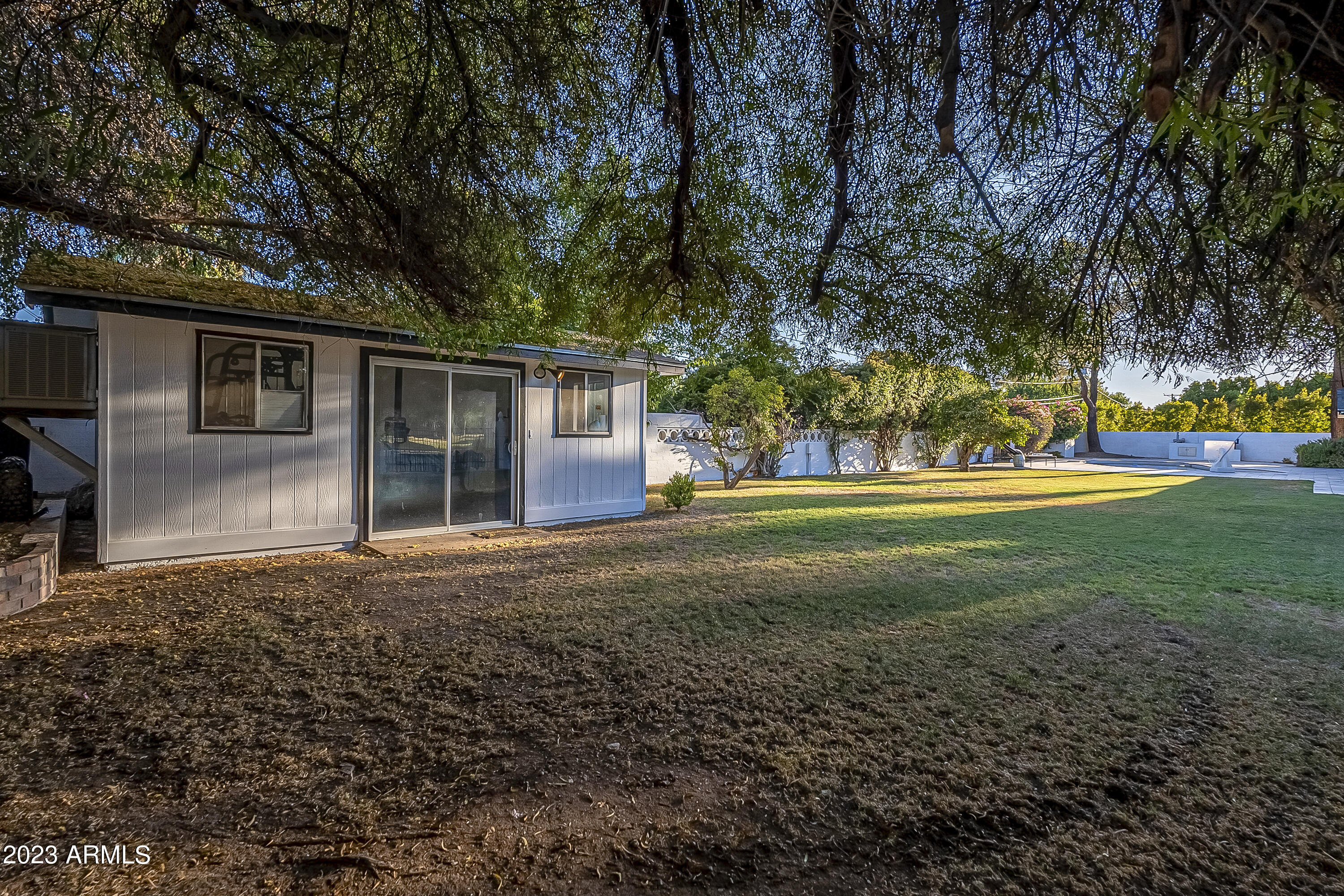 3737 E MEDLOCK Drive