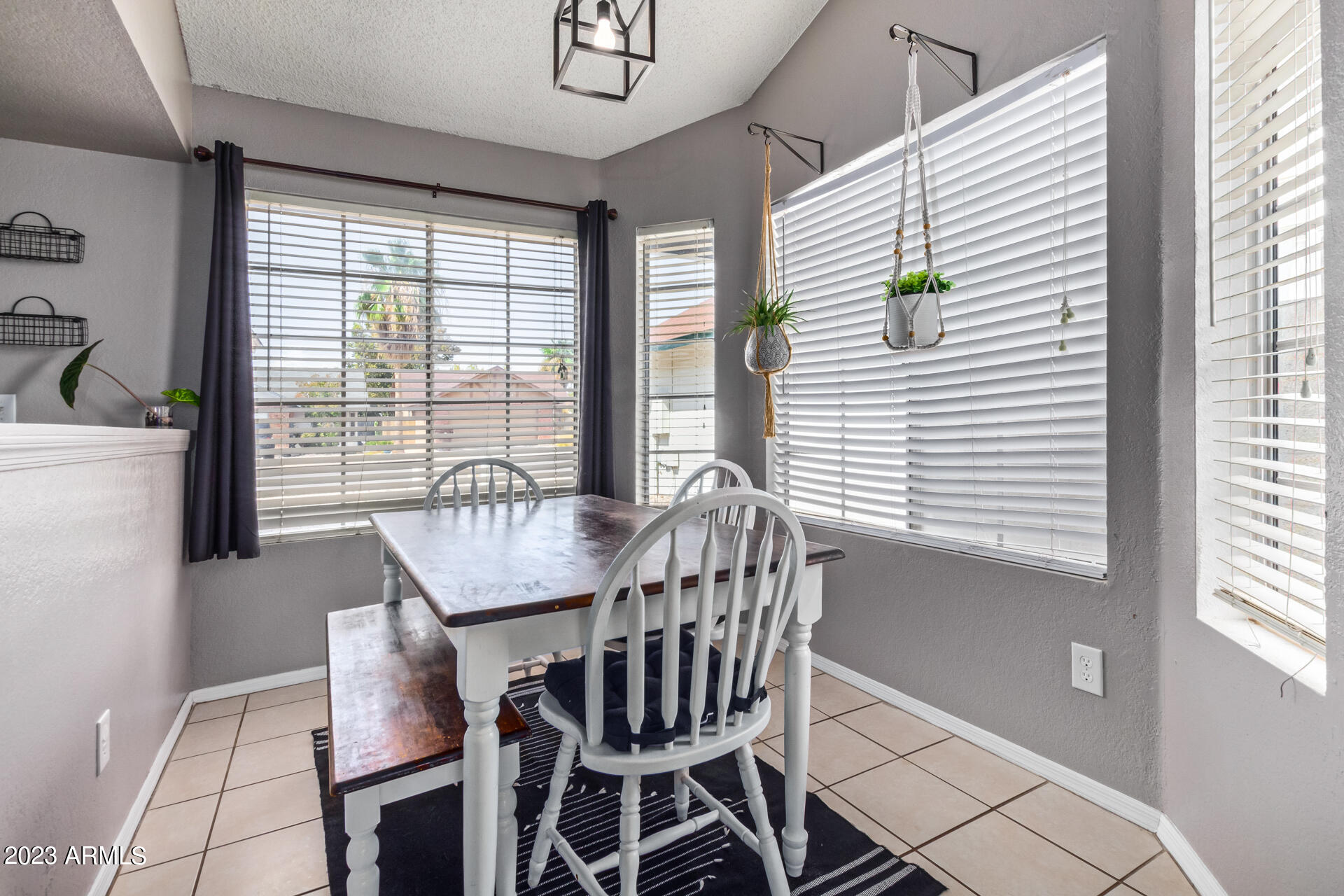 8709 W GREENBRIAN Drive