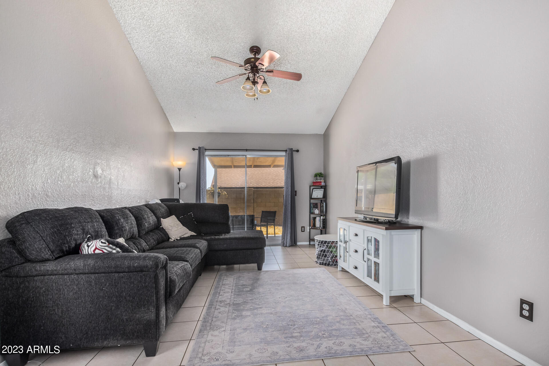 8709 W GREENBRIAN Drive