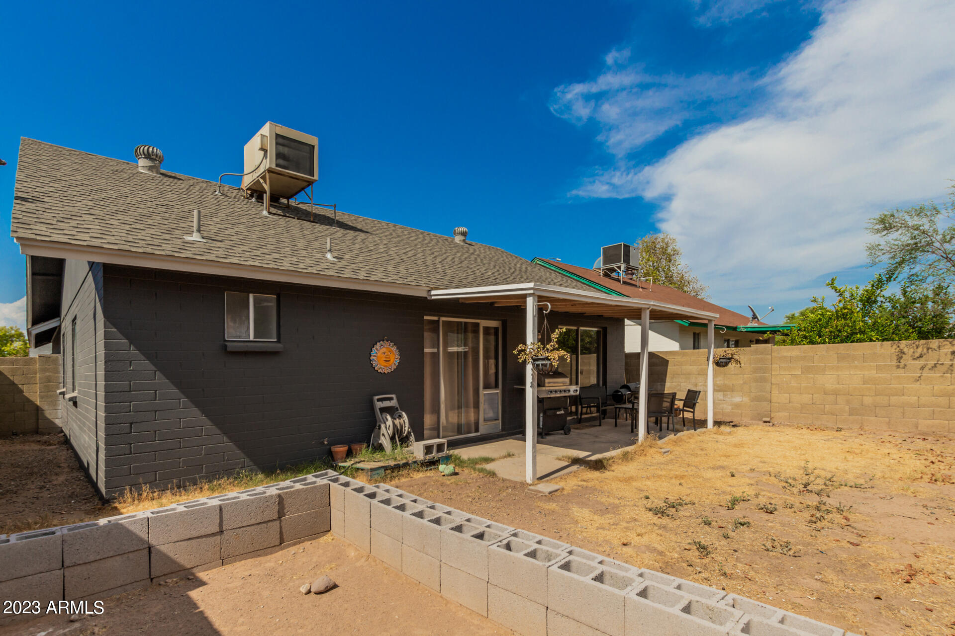 8709 W GREENBRIAN Drive