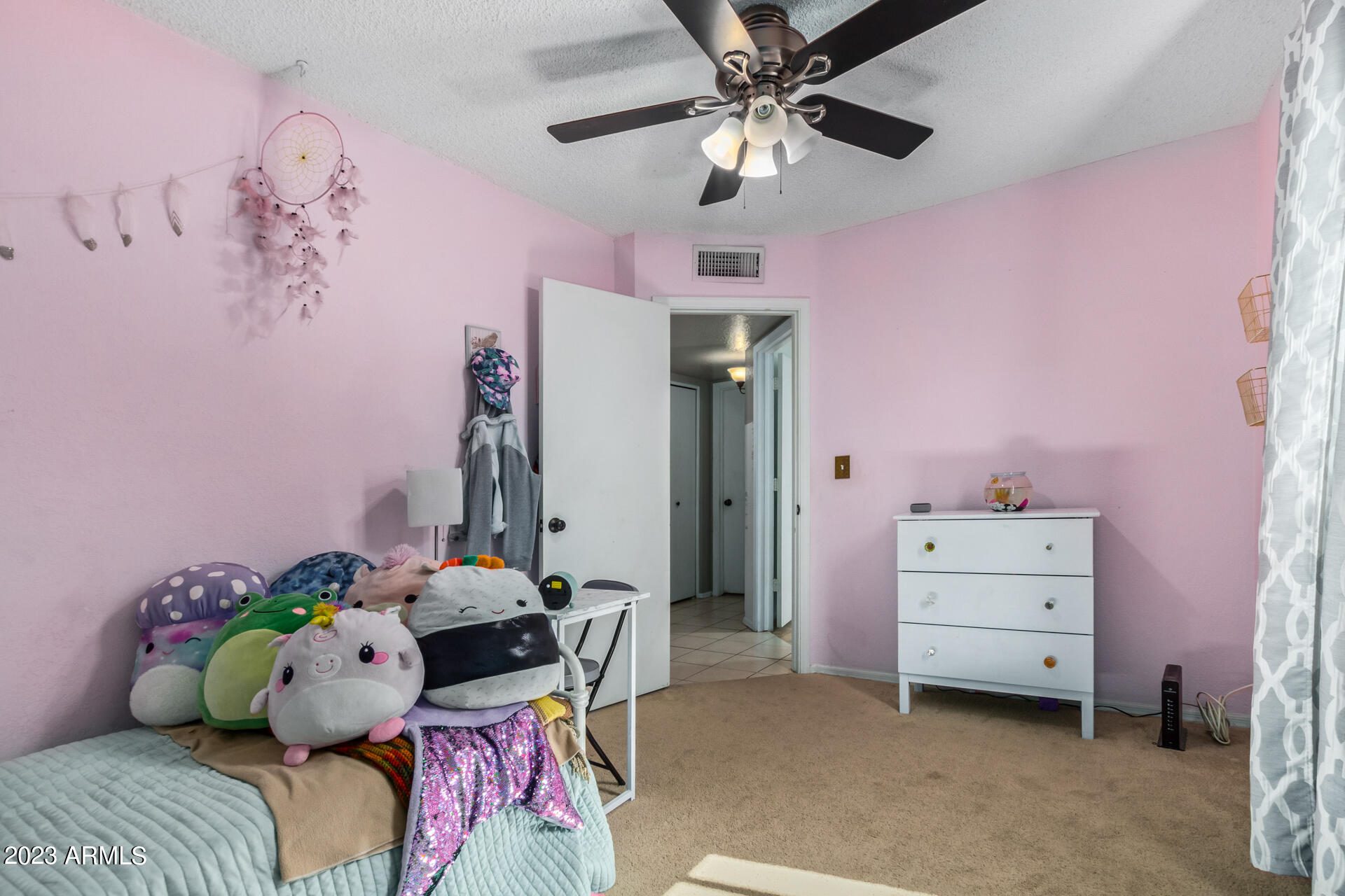 8709 W GREENBRIAN Drive