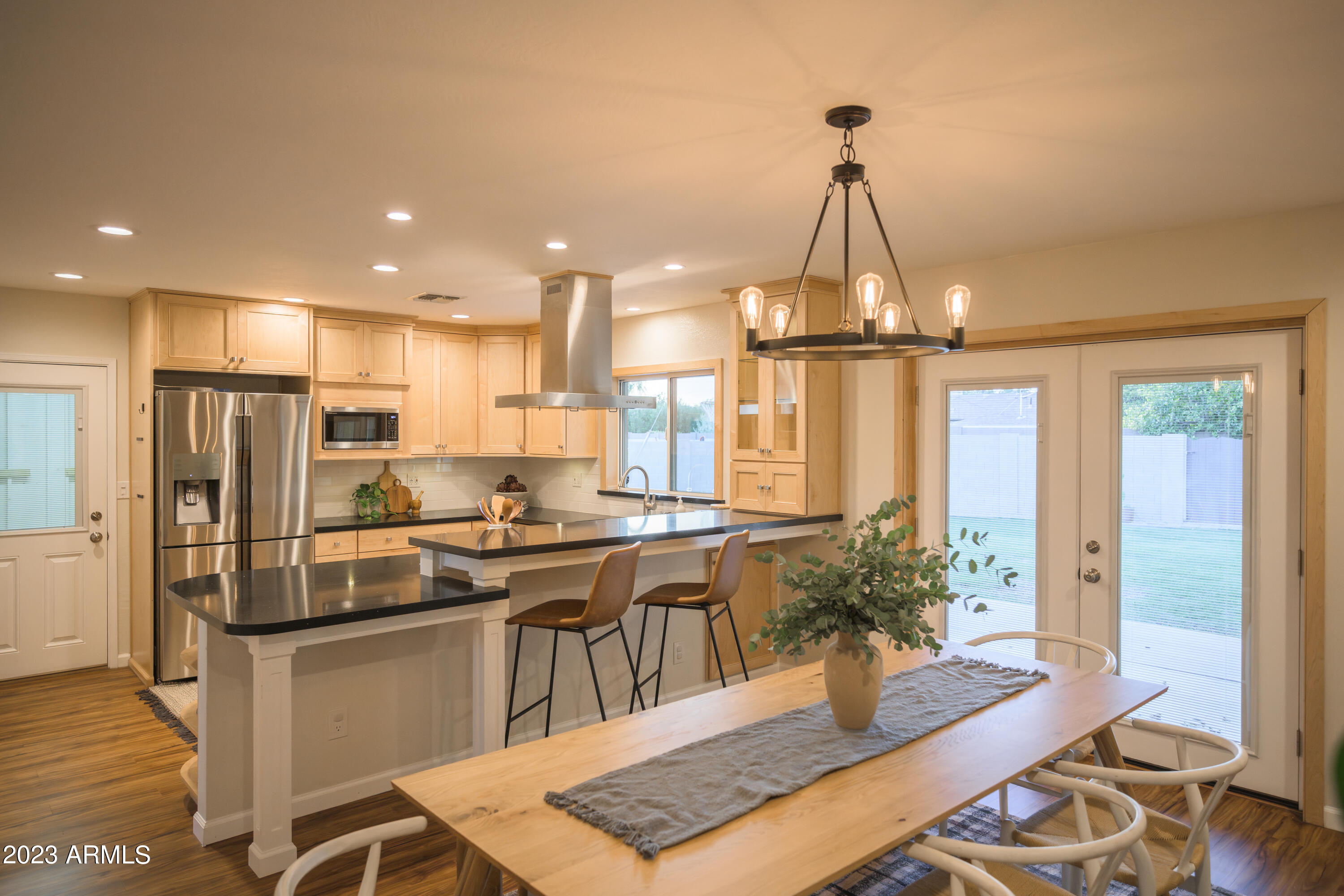 8226 E RANCHO VISTA Drive