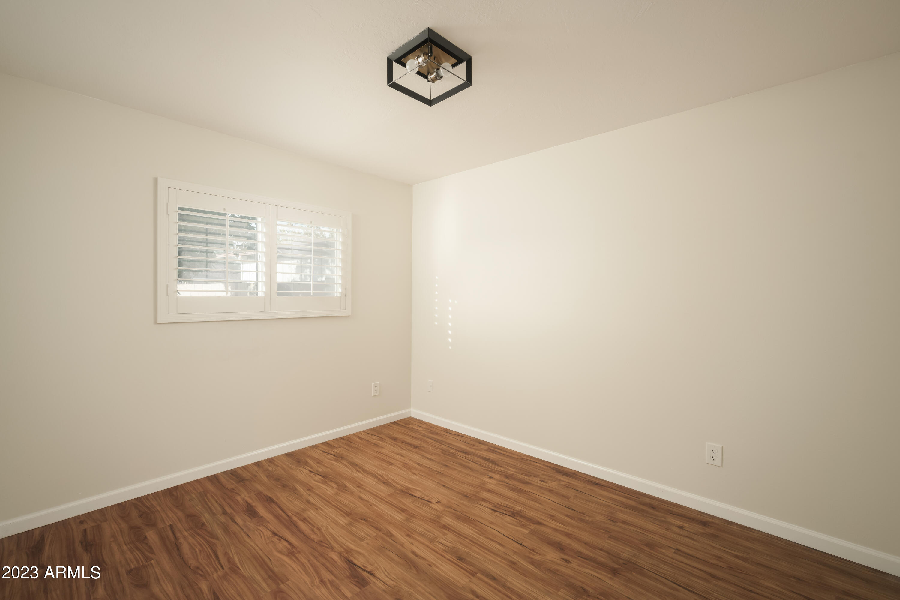 8226 E RANCHO VISTA Drive