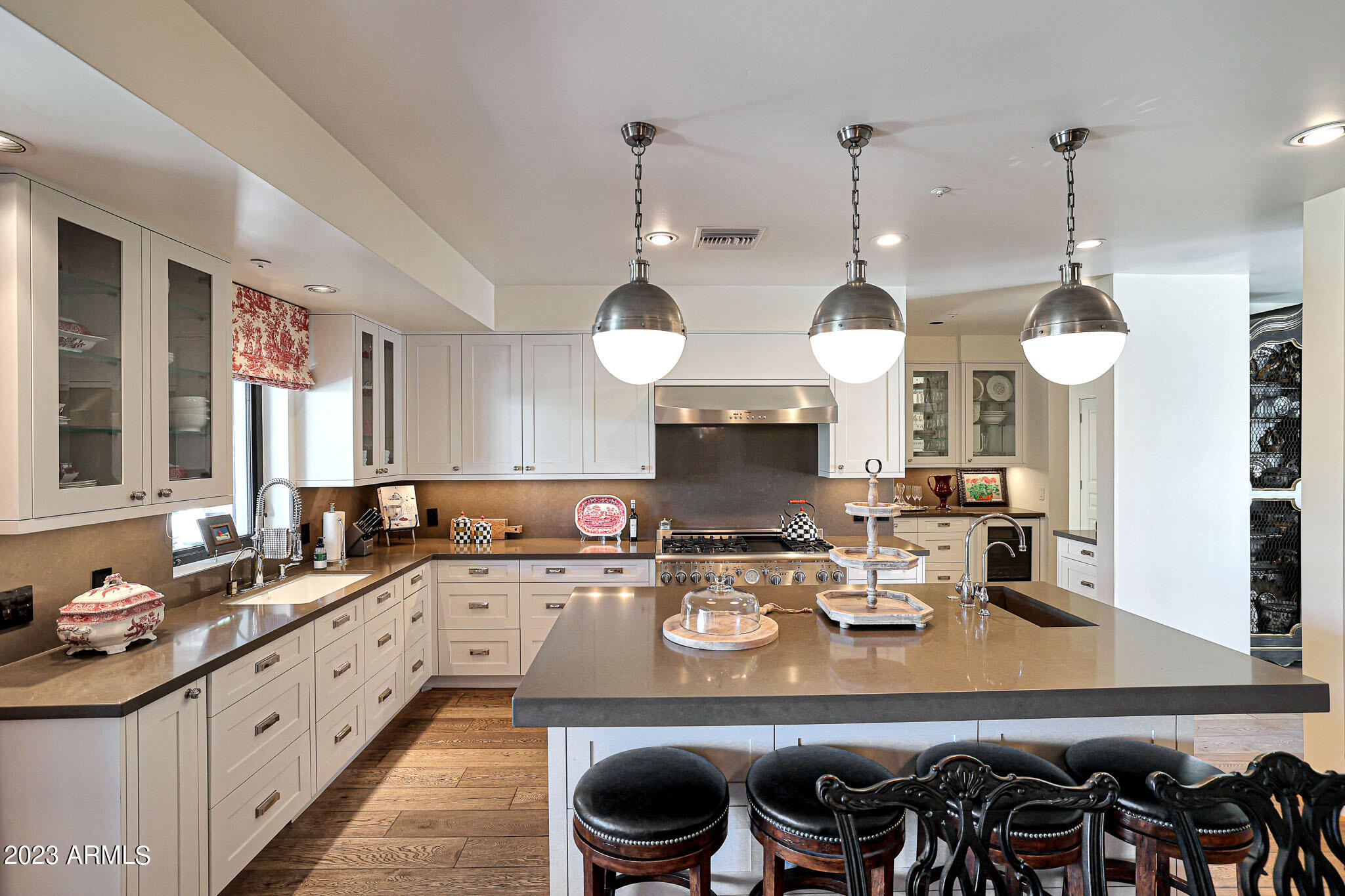 5635 E LINCOLN Drive # 62
