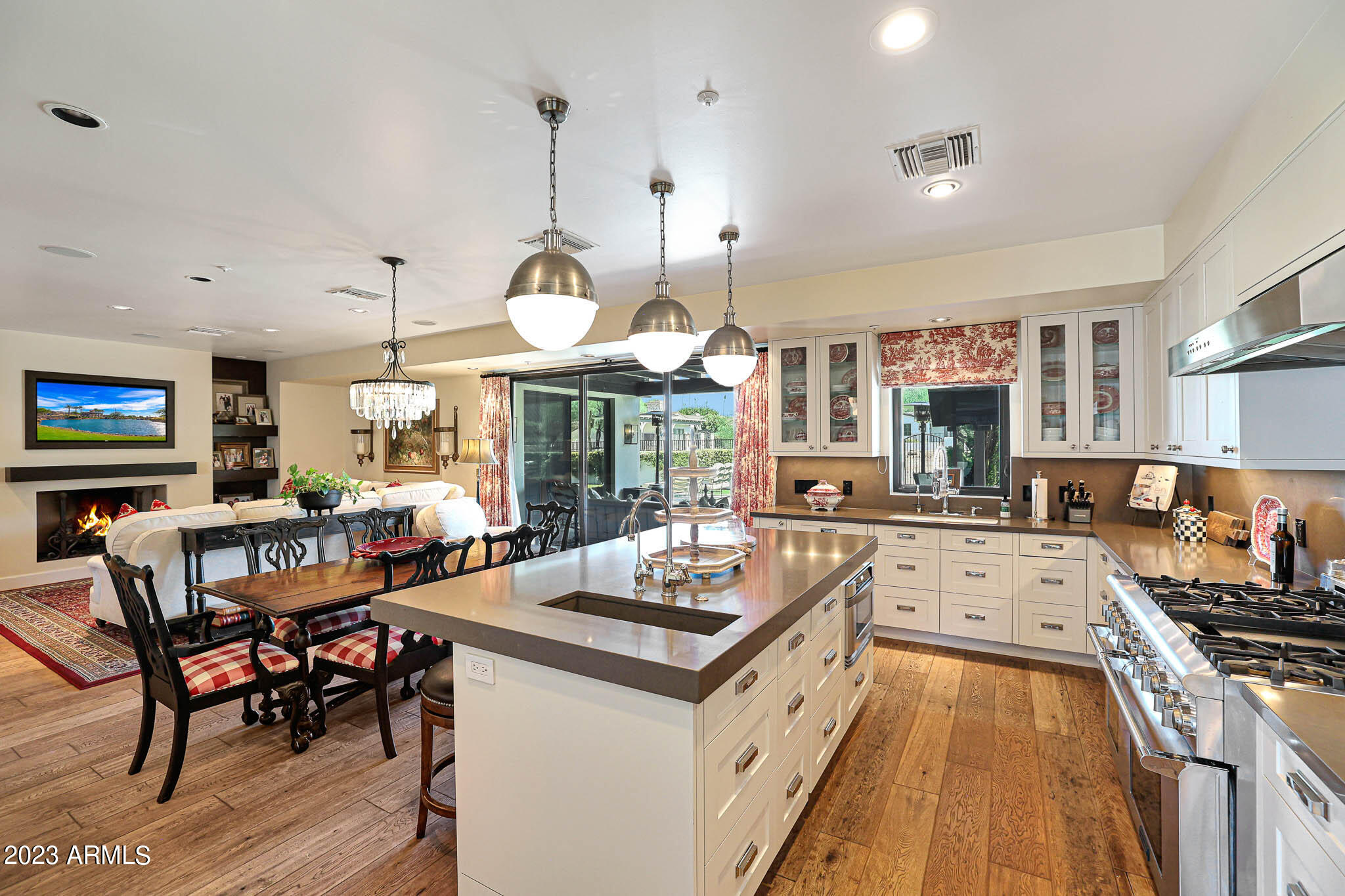 5635 E LINCOLN Drive # 62