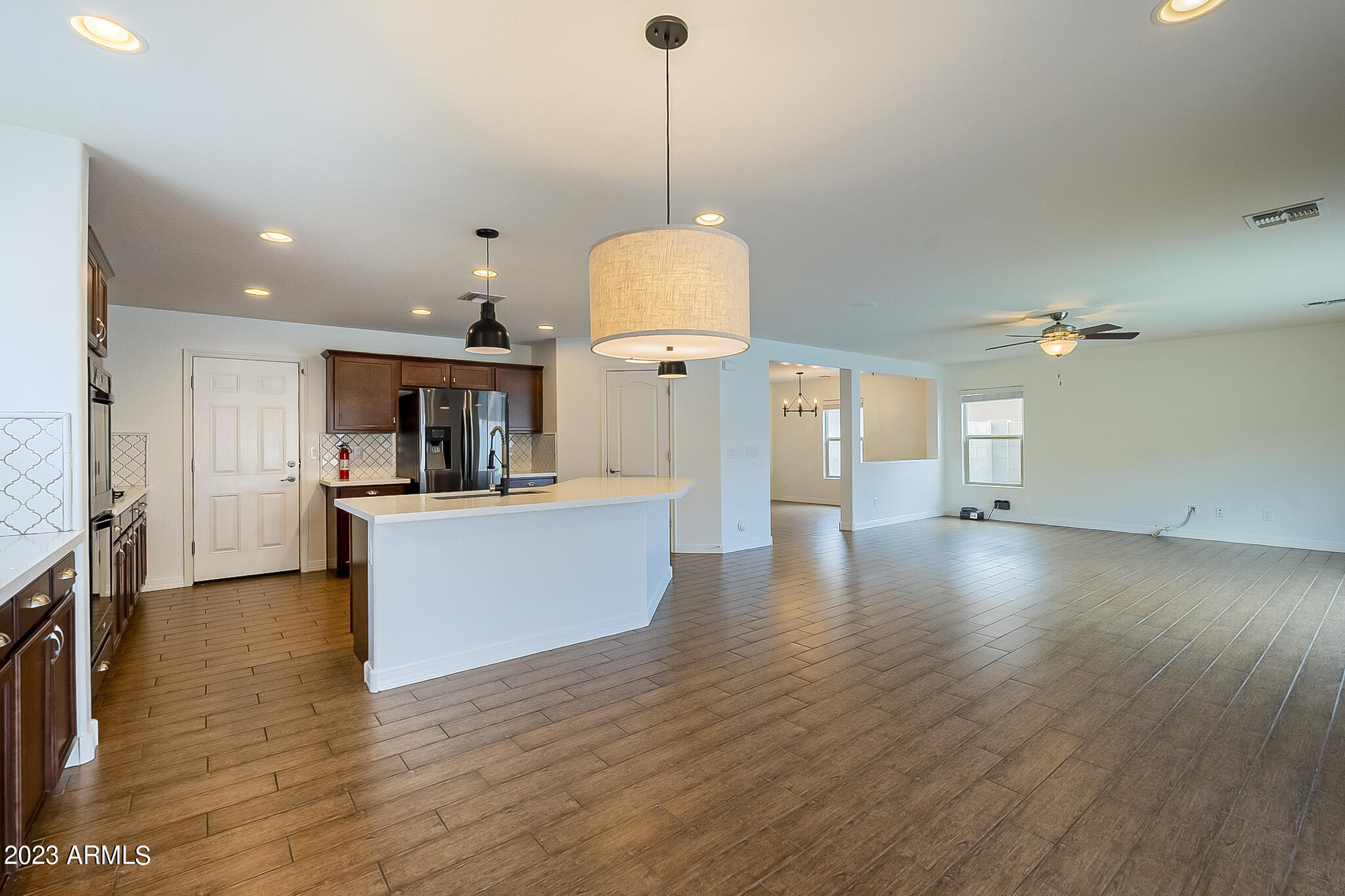 11924 W HONEYSUCKLE Court