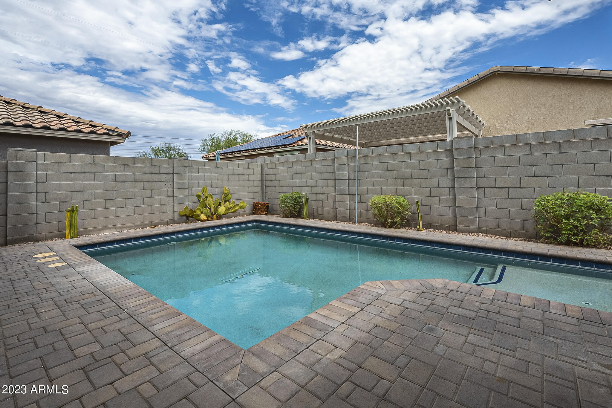 11924 W HONEYSUCKLE Court